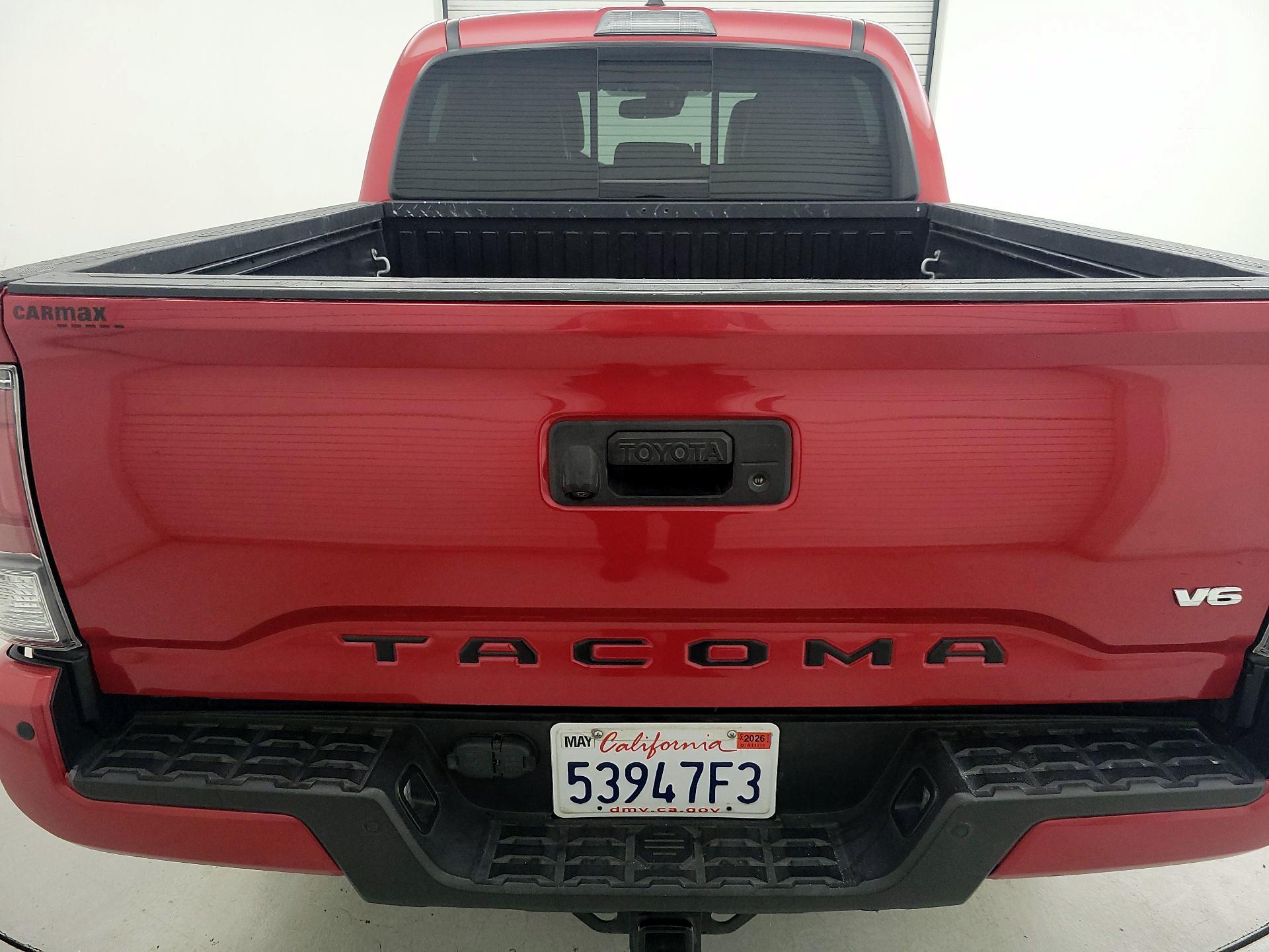 Thumbnail: 2021 Toyota Tacoma - 20