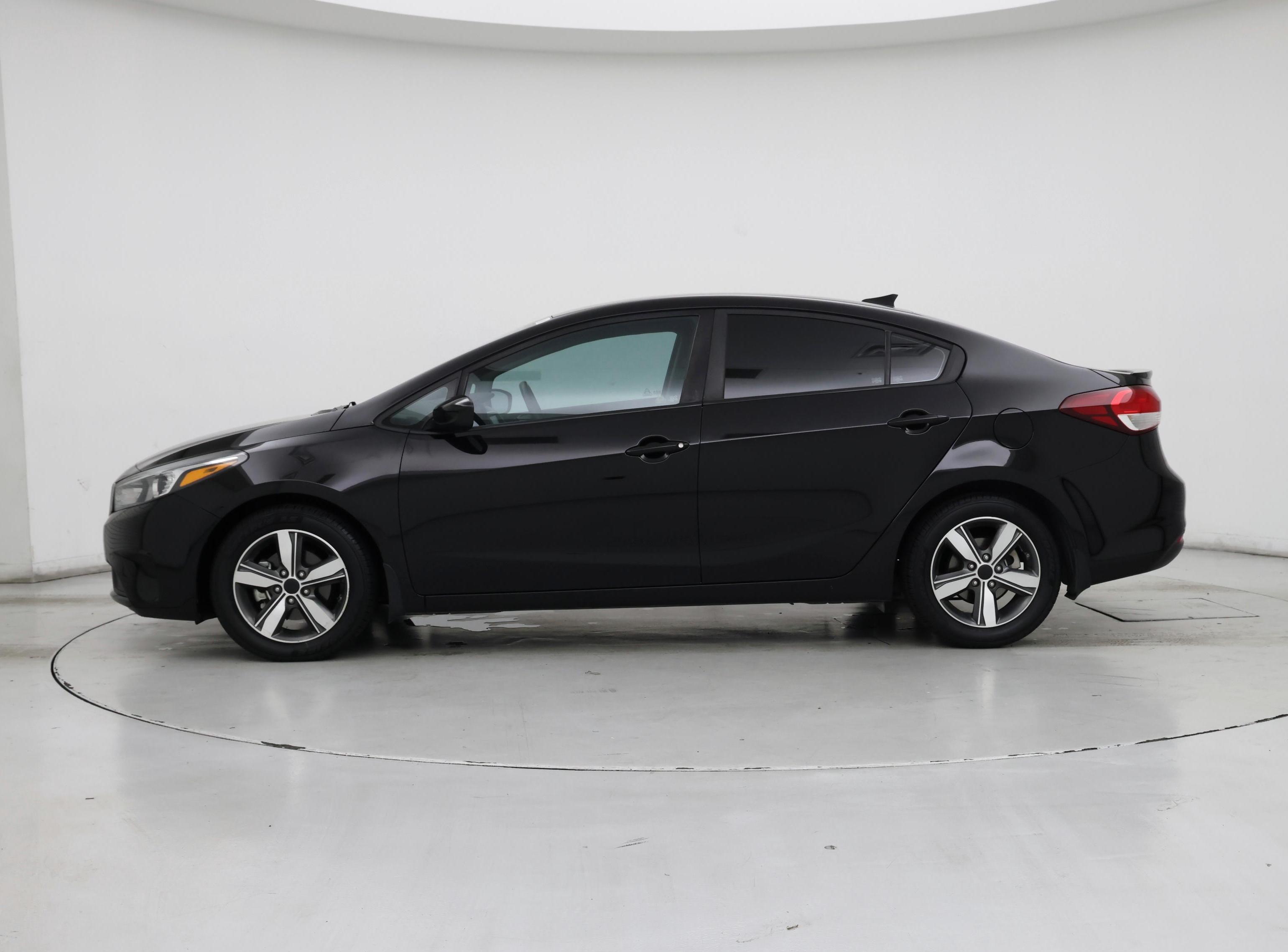Thumbnail: 2018 Kia Forte - 3