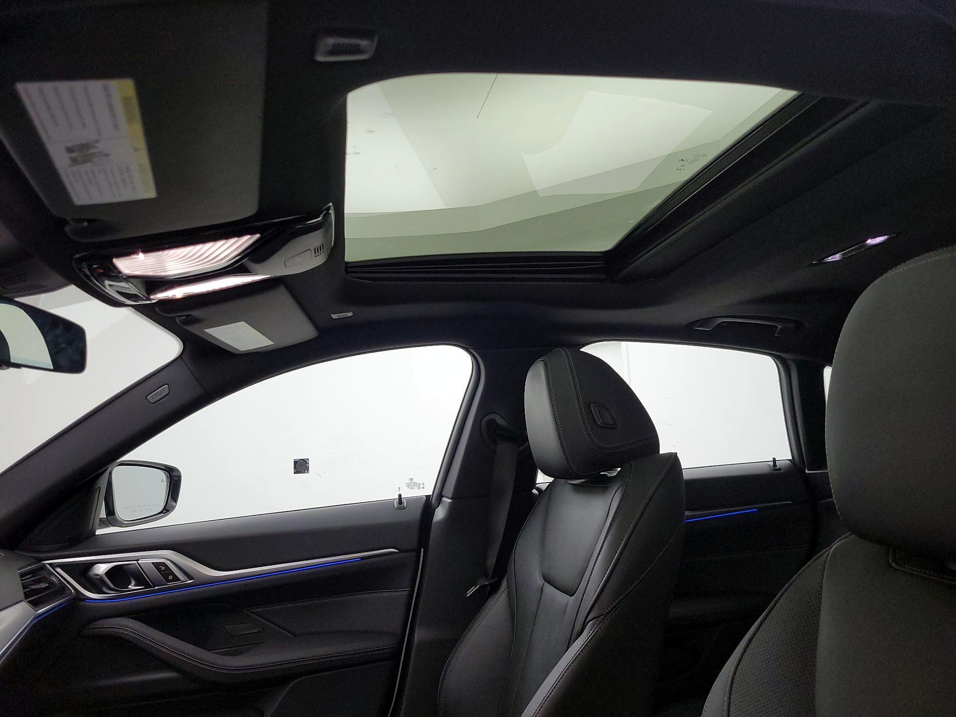 Thumbnail: 2024 BMW i4 - 20