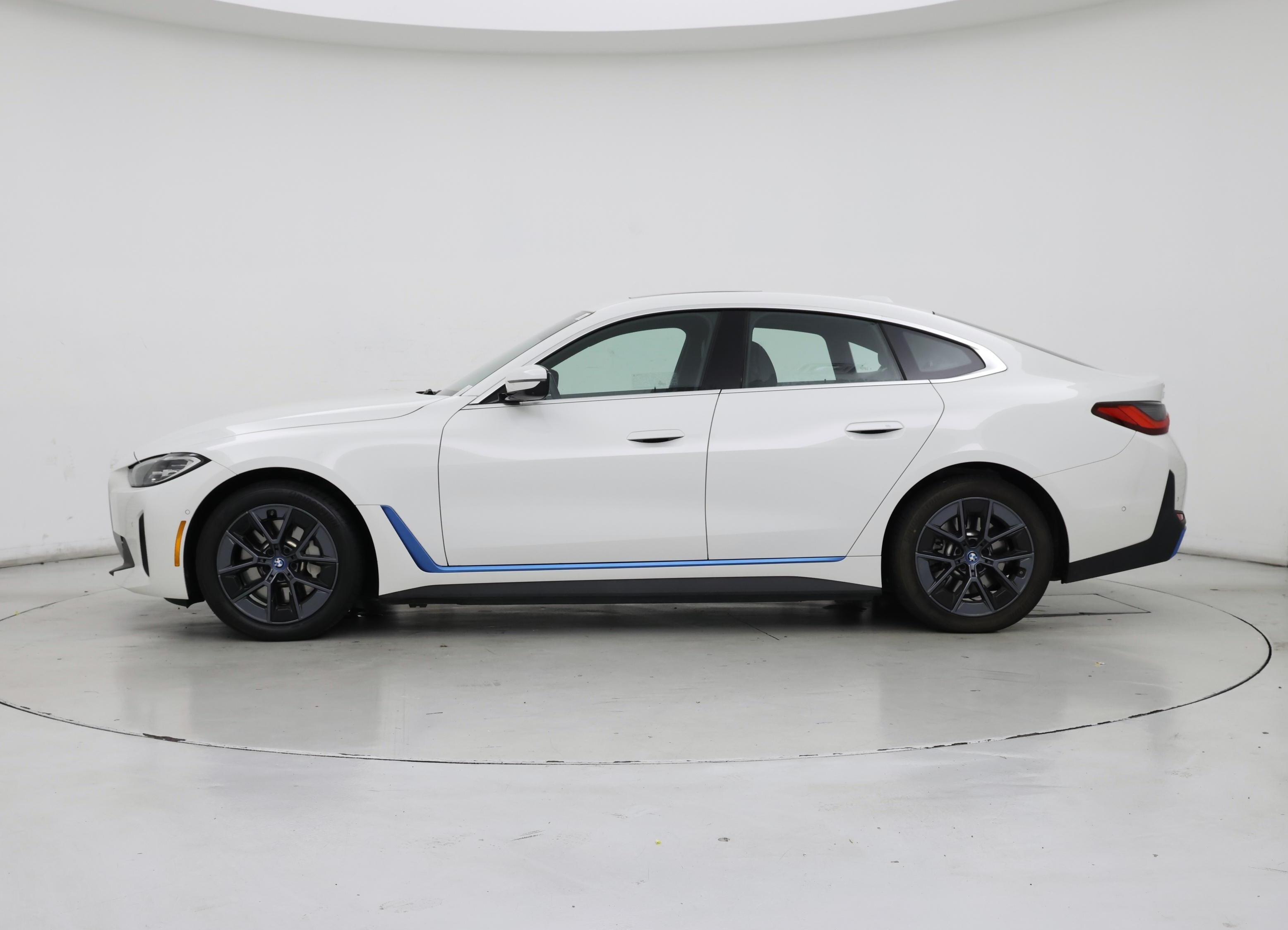 Thumbnail: 2024 BMW i4 - 3