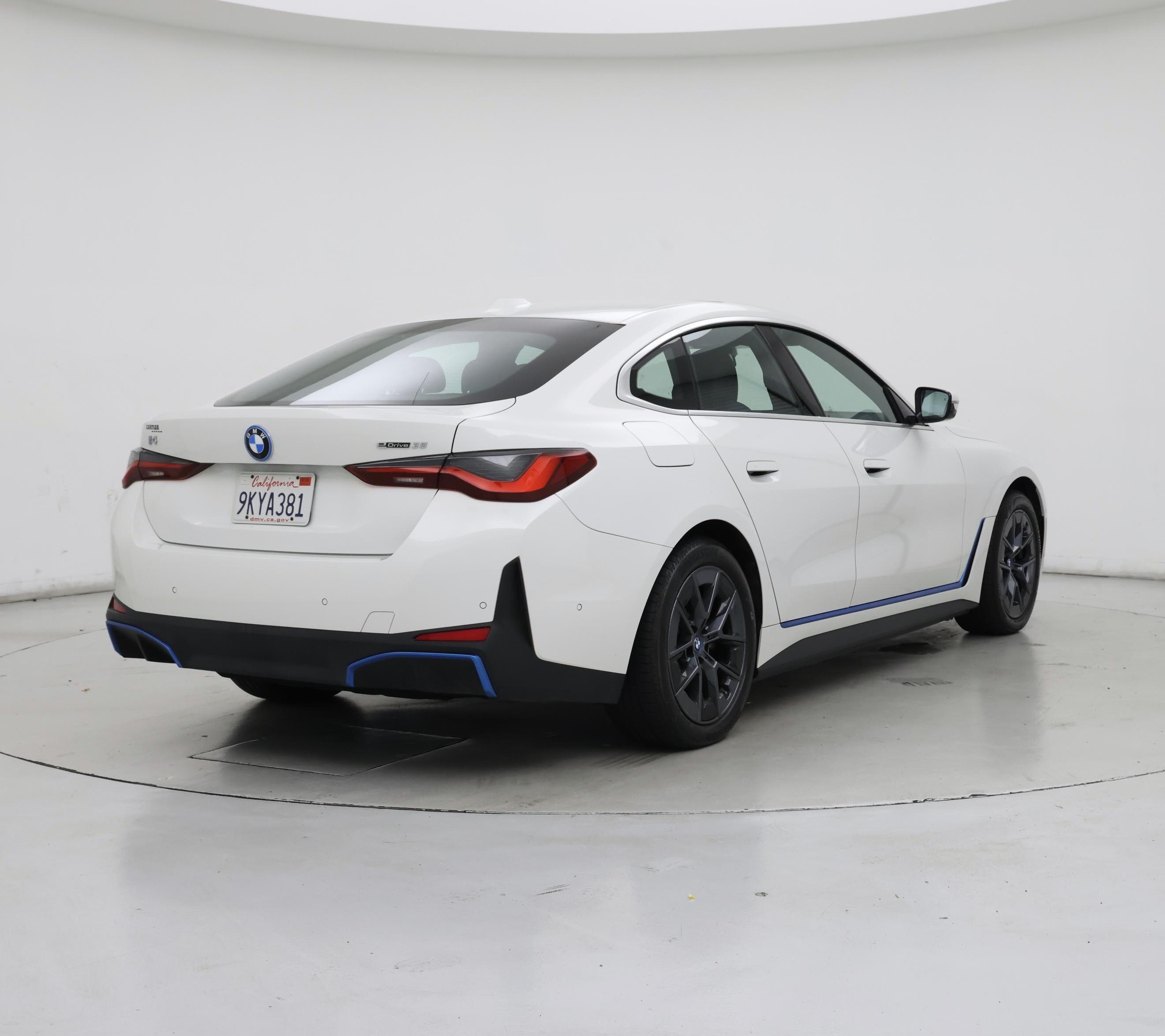 Thumbnail: 2024 BMW i4 - 8