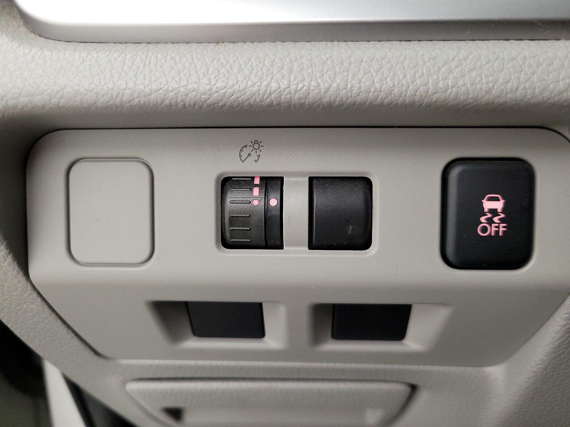 Thumbnail: 2015 Subaru Forester - 13