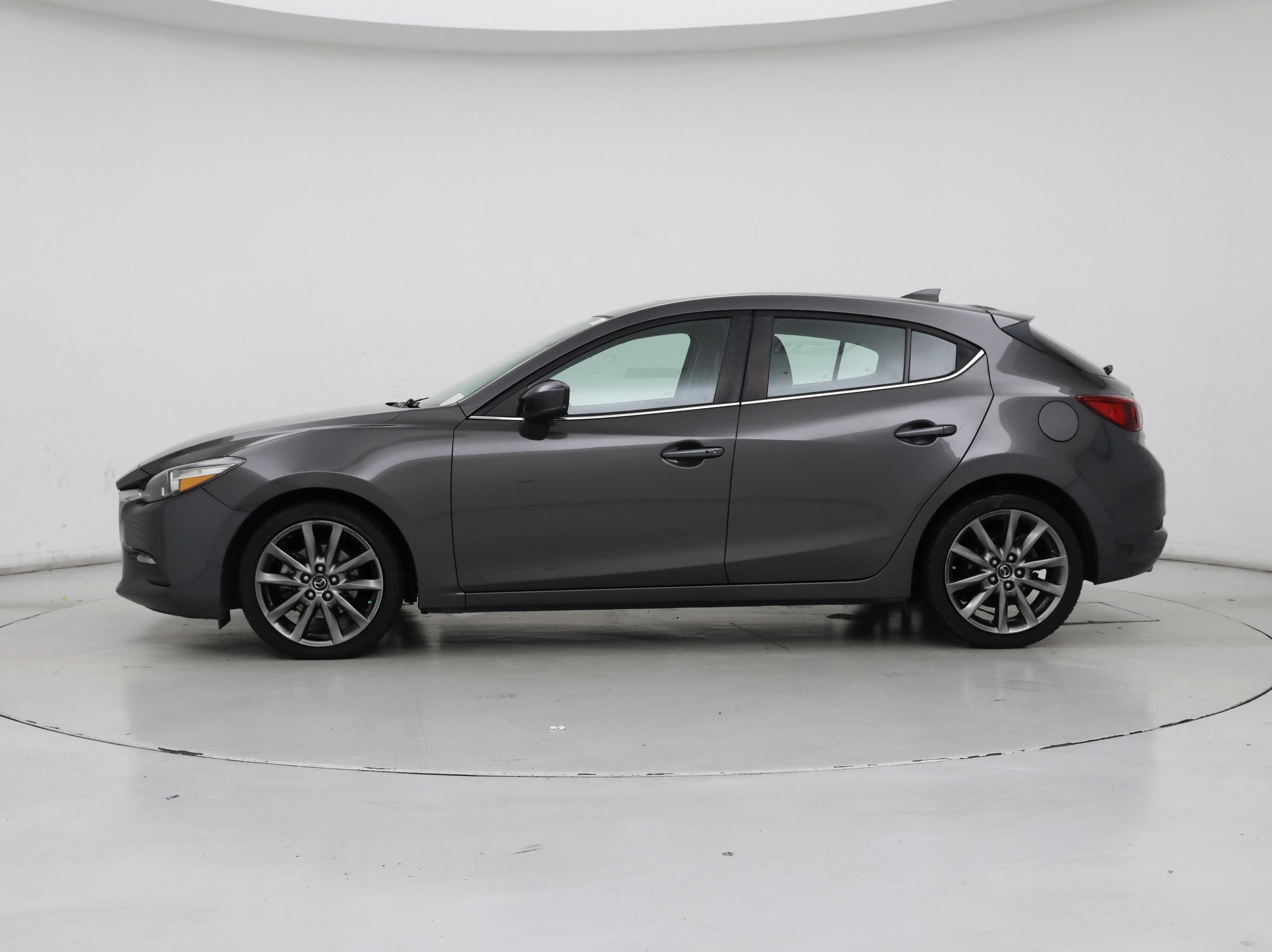 Thumbnail: 2018 Mazda Mazda3 - 3