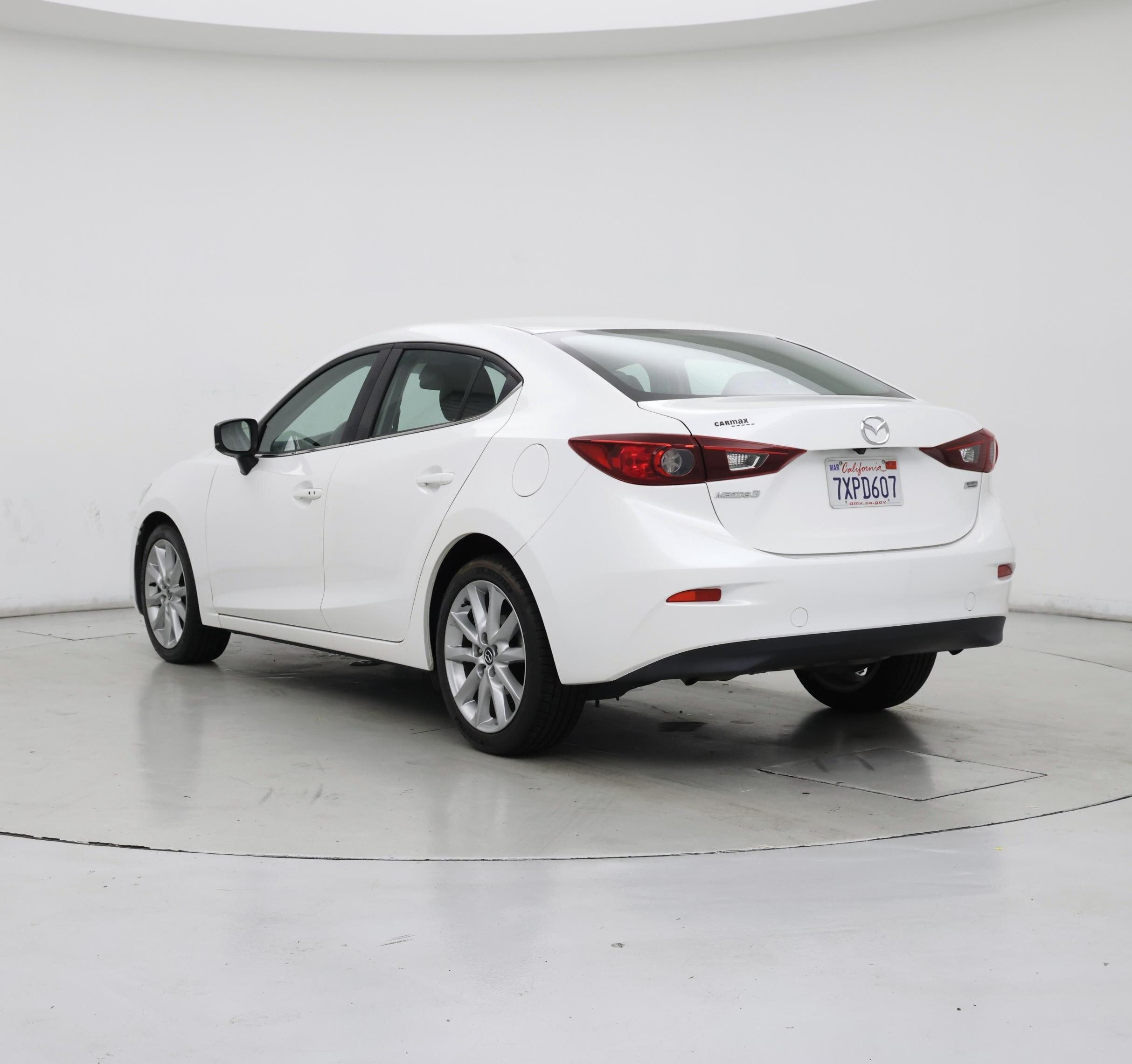 Thumbnail: 2017 Mazda Mazda3 - 2