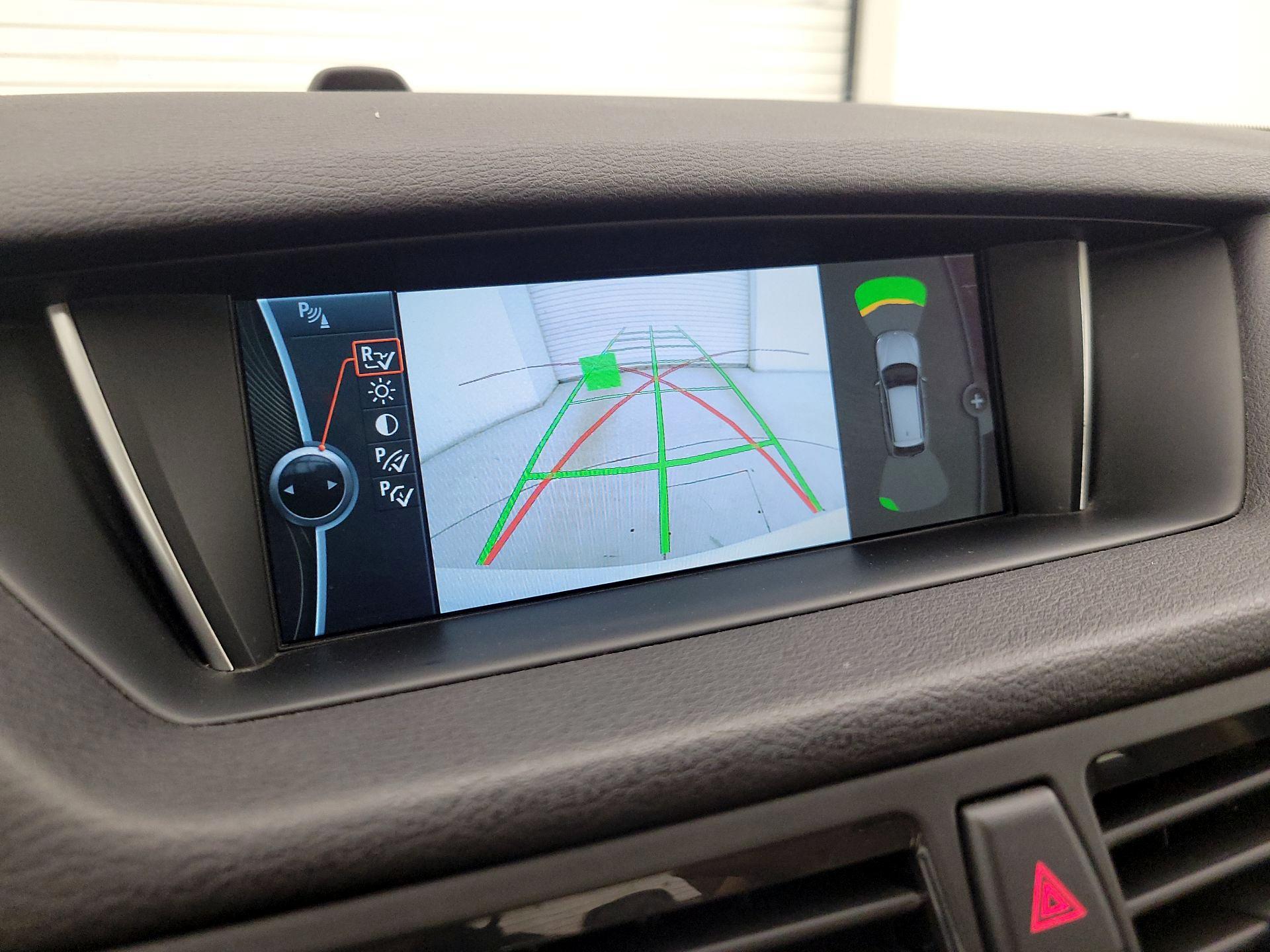 Thumbnail: 2014 BMW X1 - 15