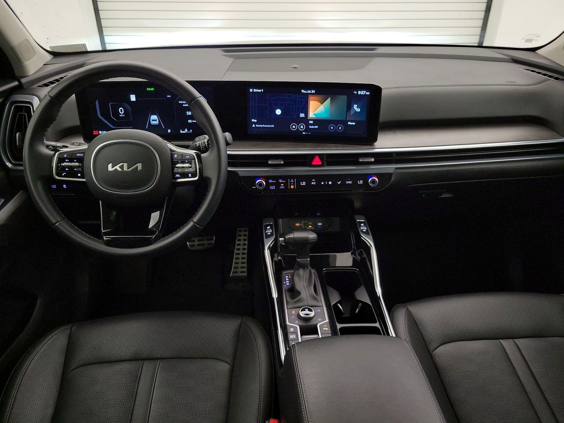 Thumbnail: 2025 Kia Sorento - 9
