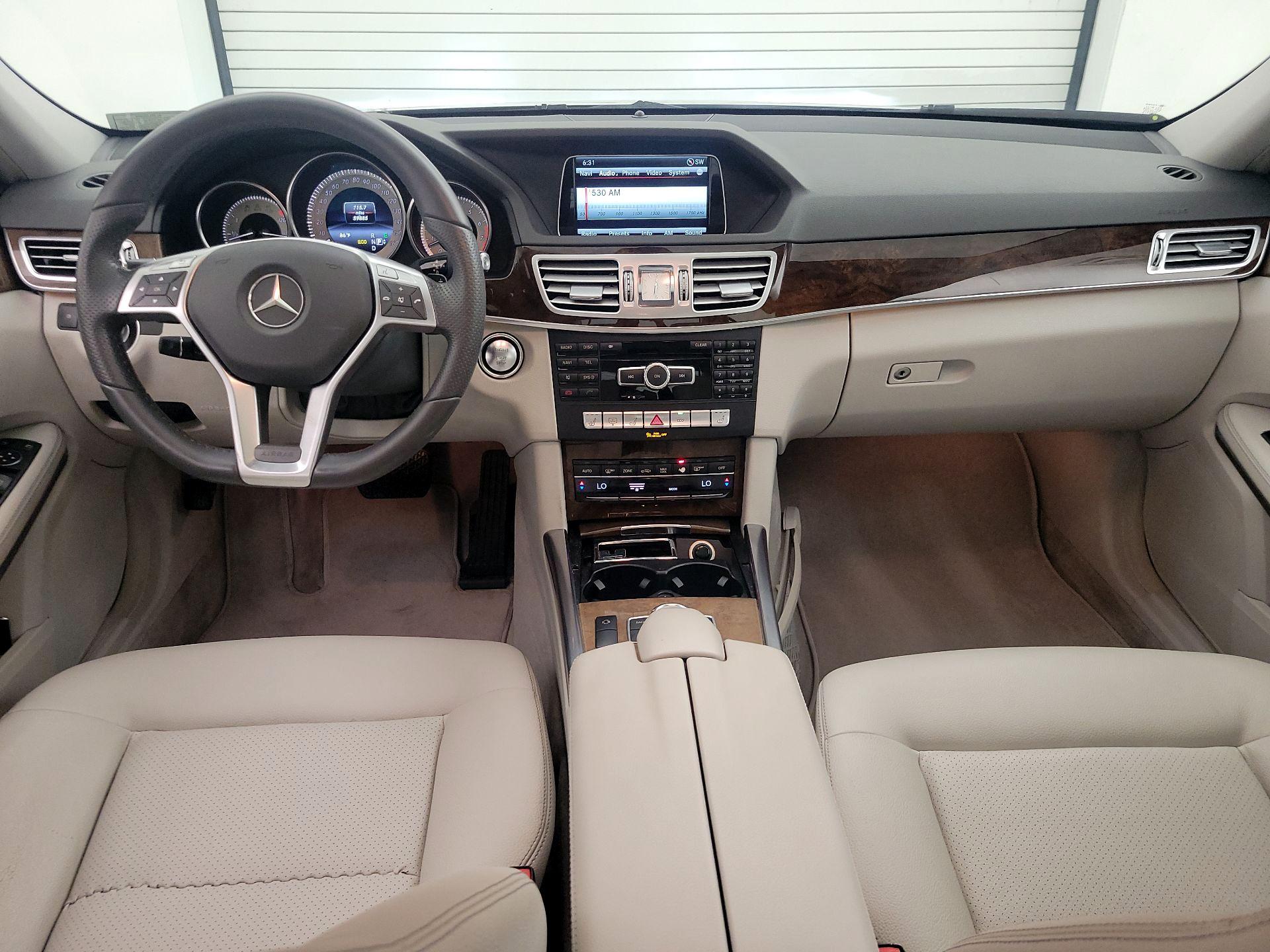 Thumbnail: 2014 Mercedes-Benz E-Class - 9