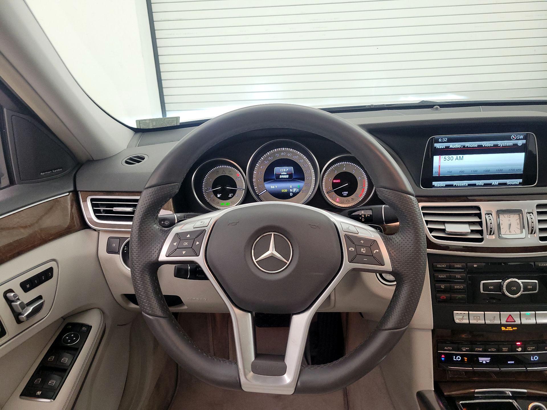 Thumbnail: 2014 Mercedes-Benz E-Class - 10