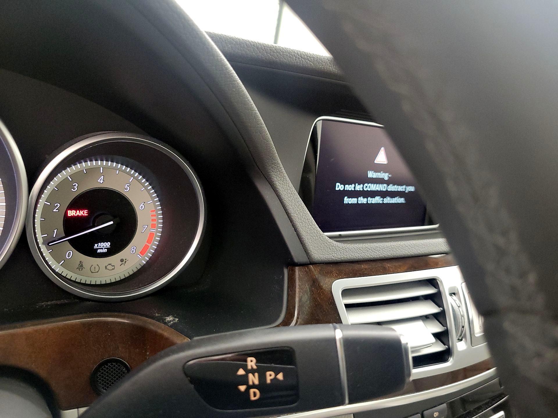 Thumbnail: 2014 Mercedes-Benz E-Class - 17