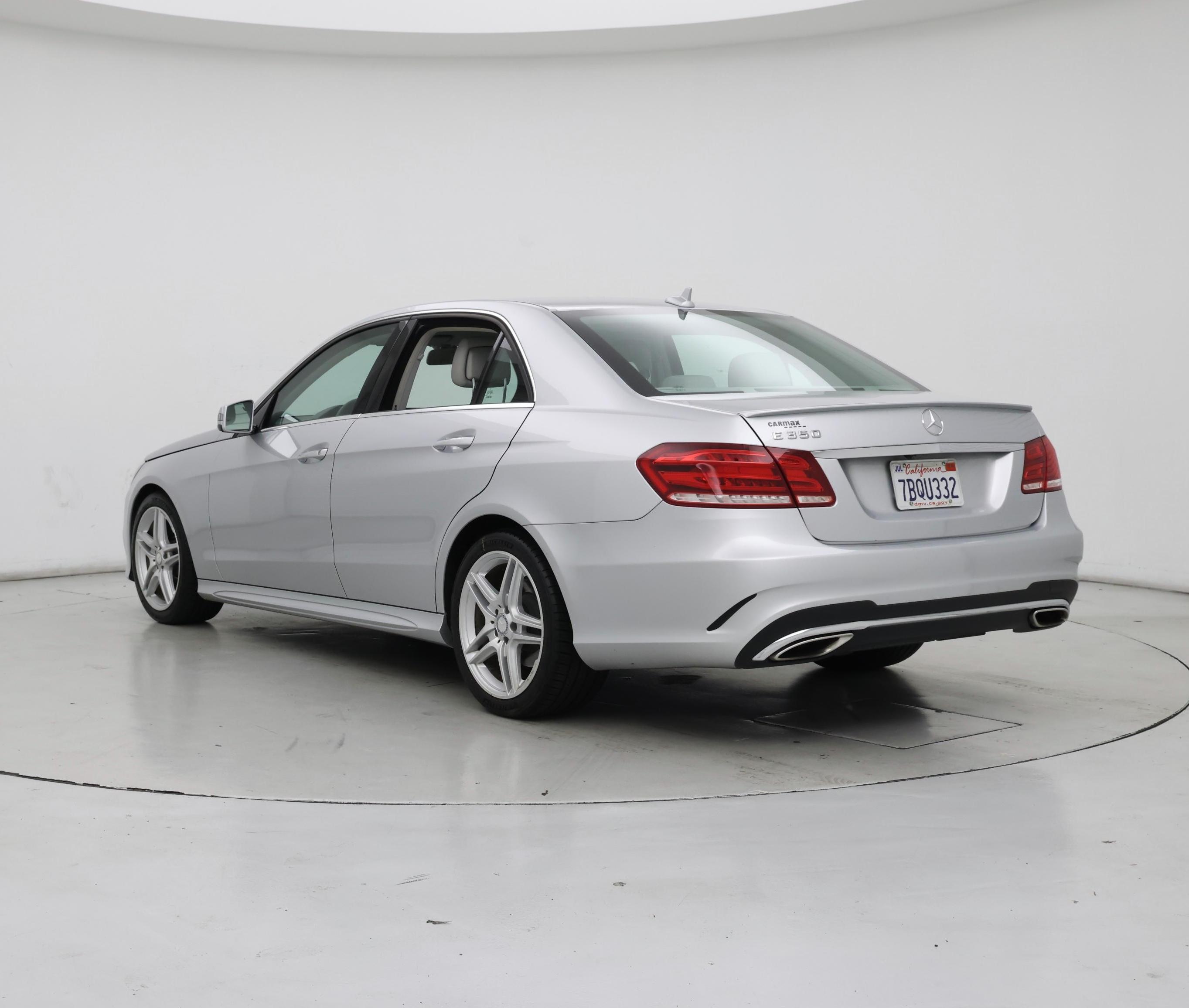 Thumbnail: 2014 Mercedes-Benz E-Class - 2