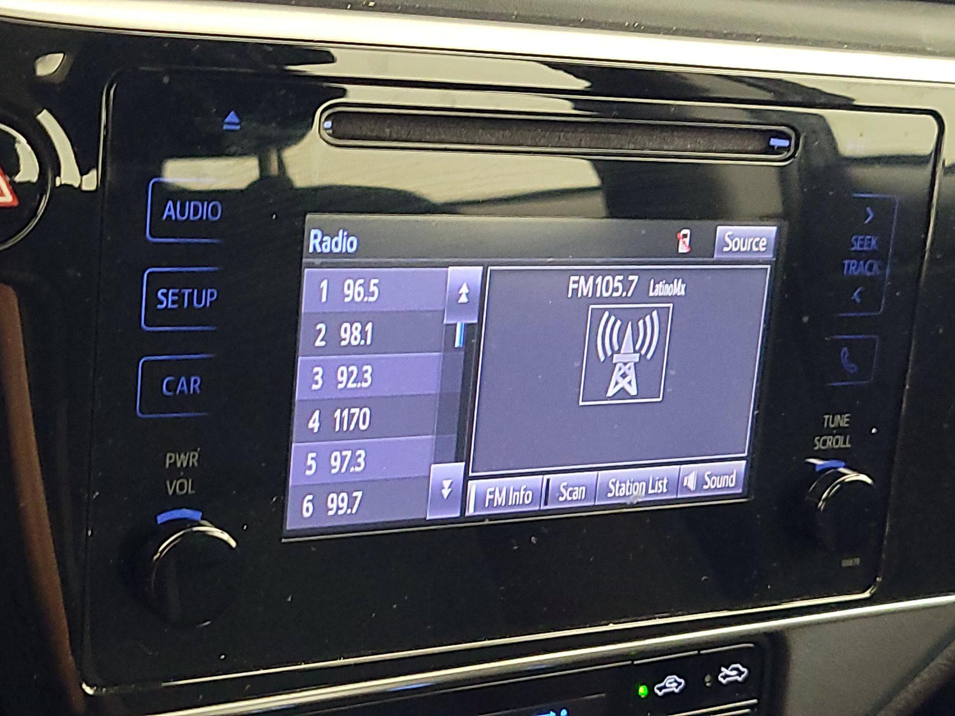Thumbnail: 2019 Toyota Corolla - 15