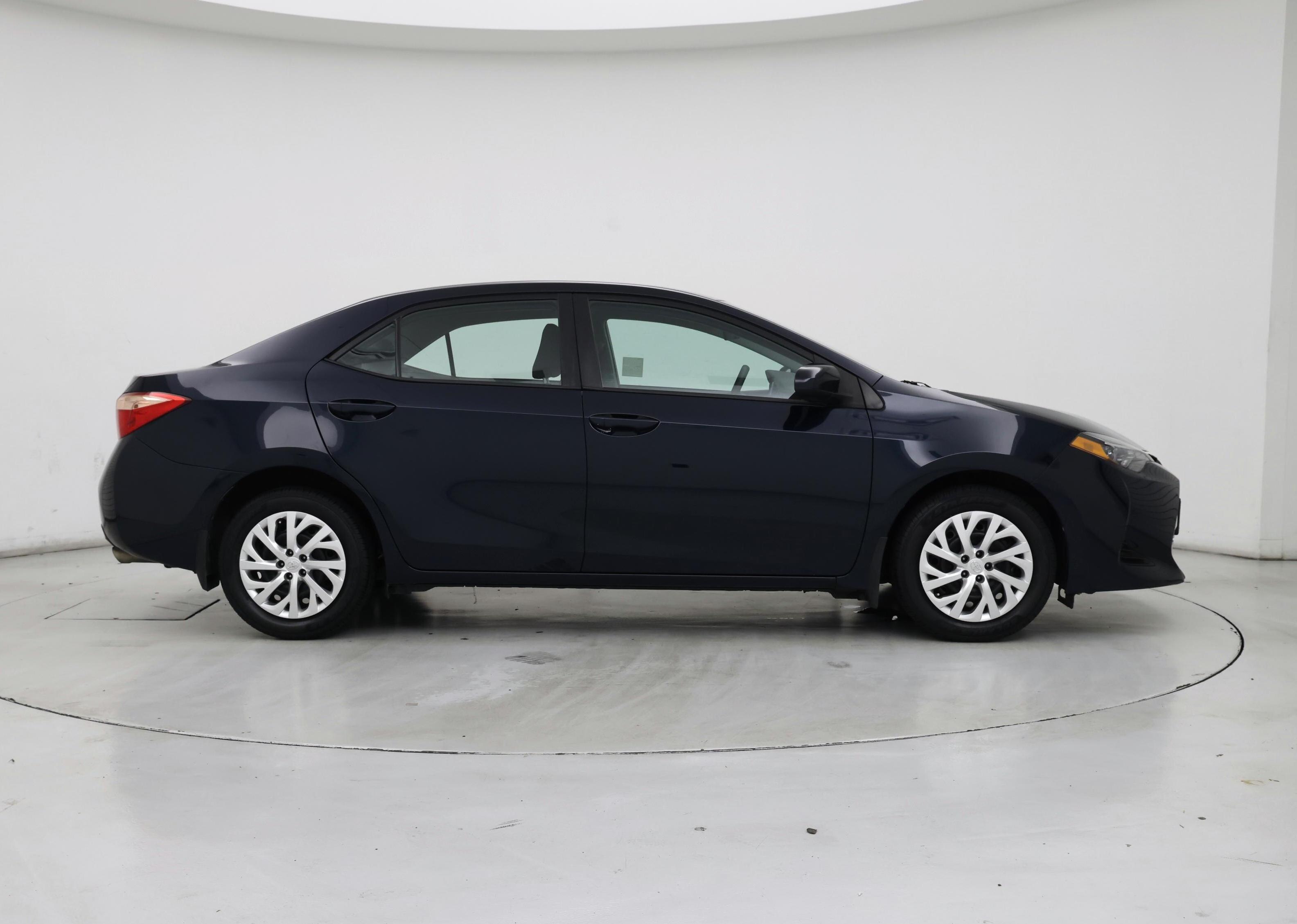Thumbnail: 2019 Toyota Corolla - 7