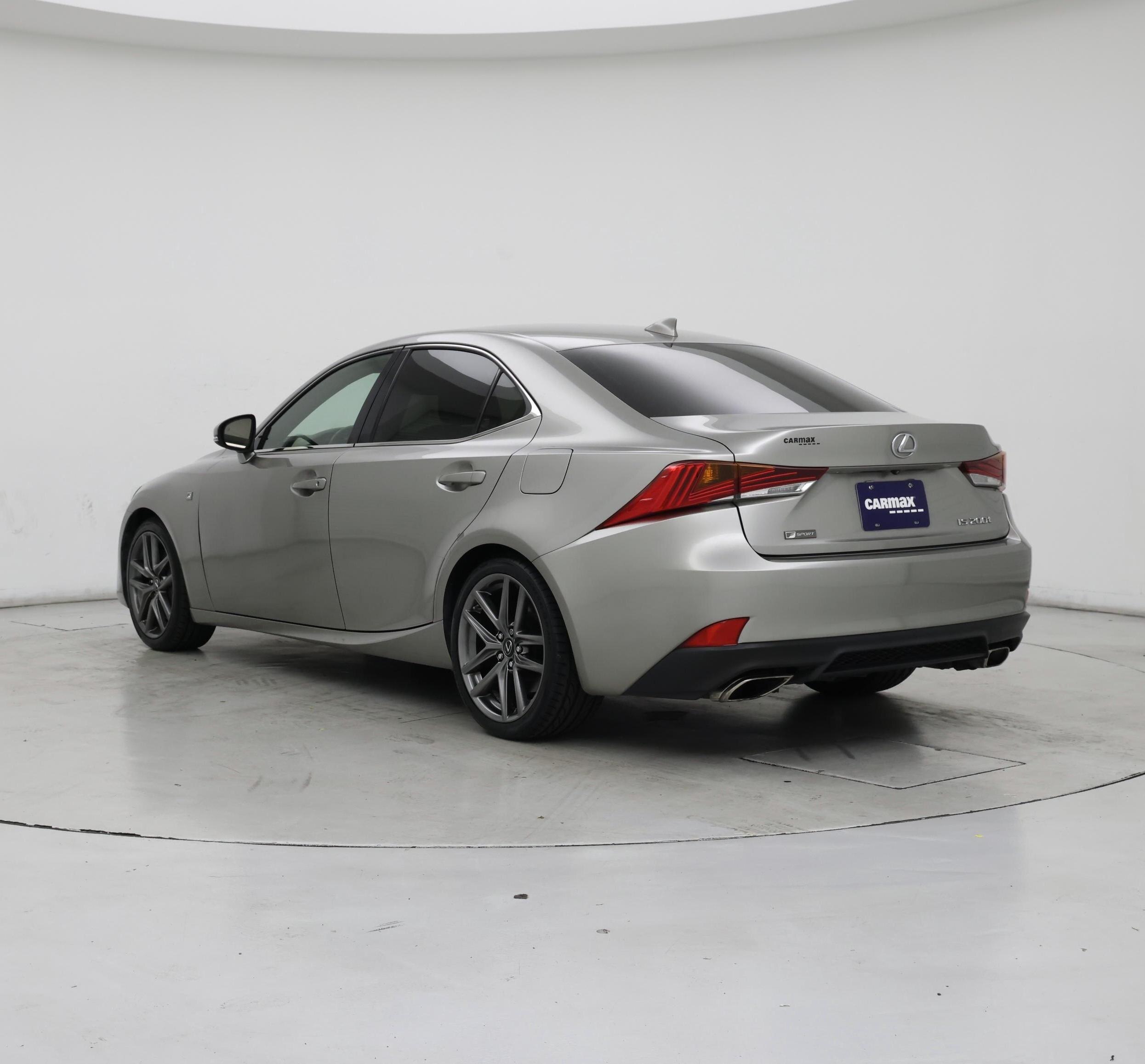 Thumbnail: 2017 Lexus IS - 2