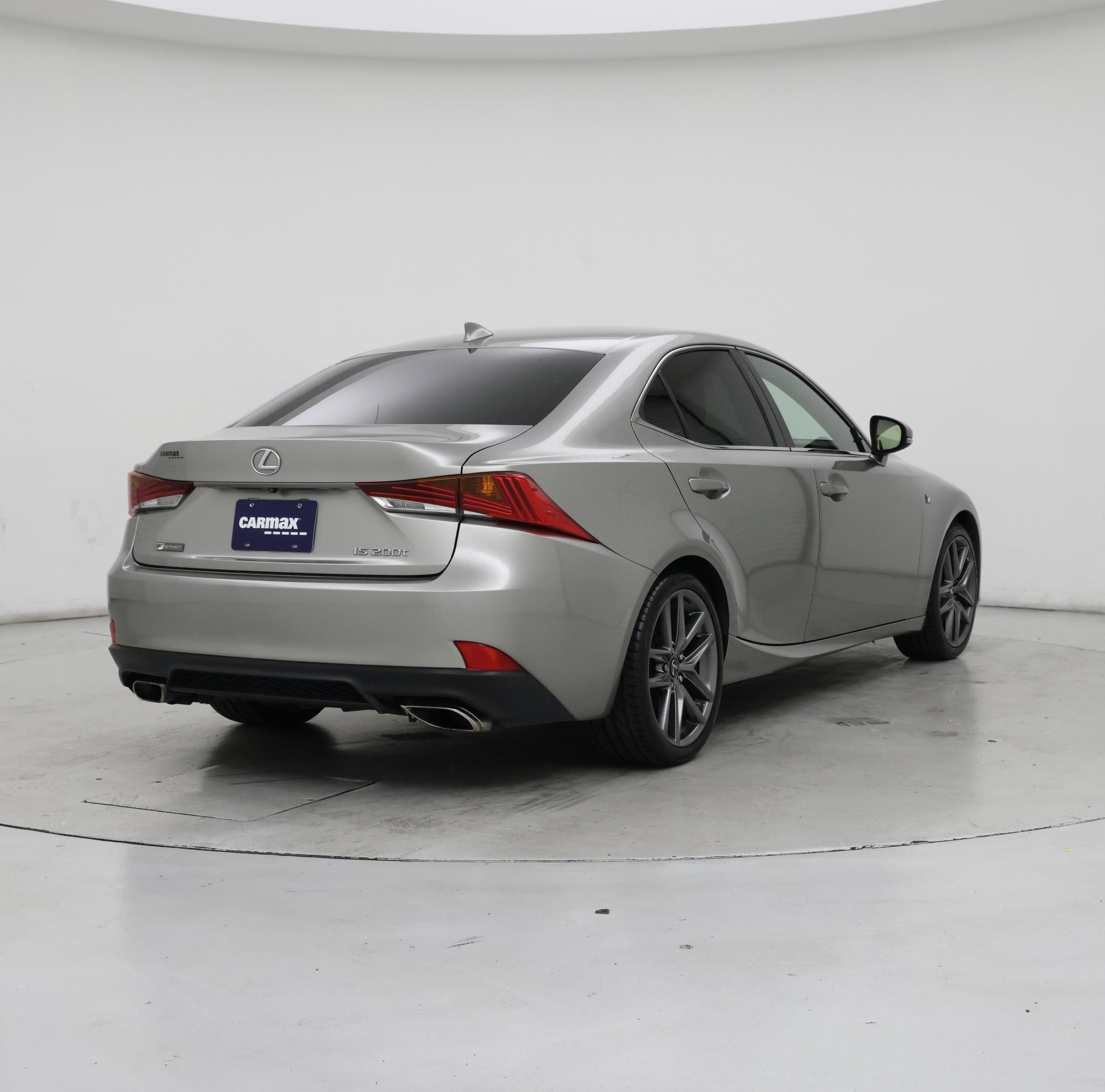 Thumbnail: 2017 Lexus IS - 8