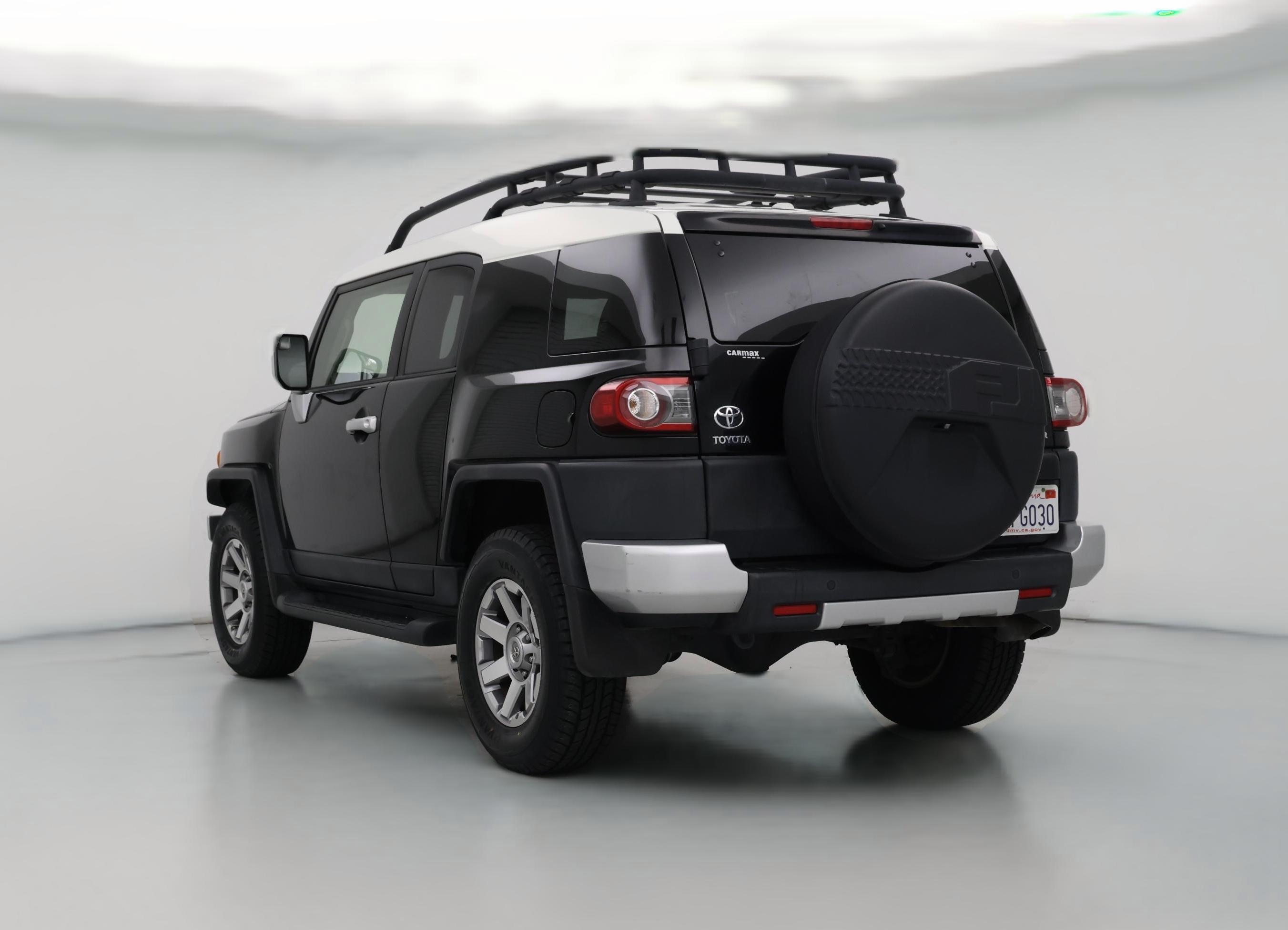 Thumbnail: 2014 Toyota FJ Cruiser - 1