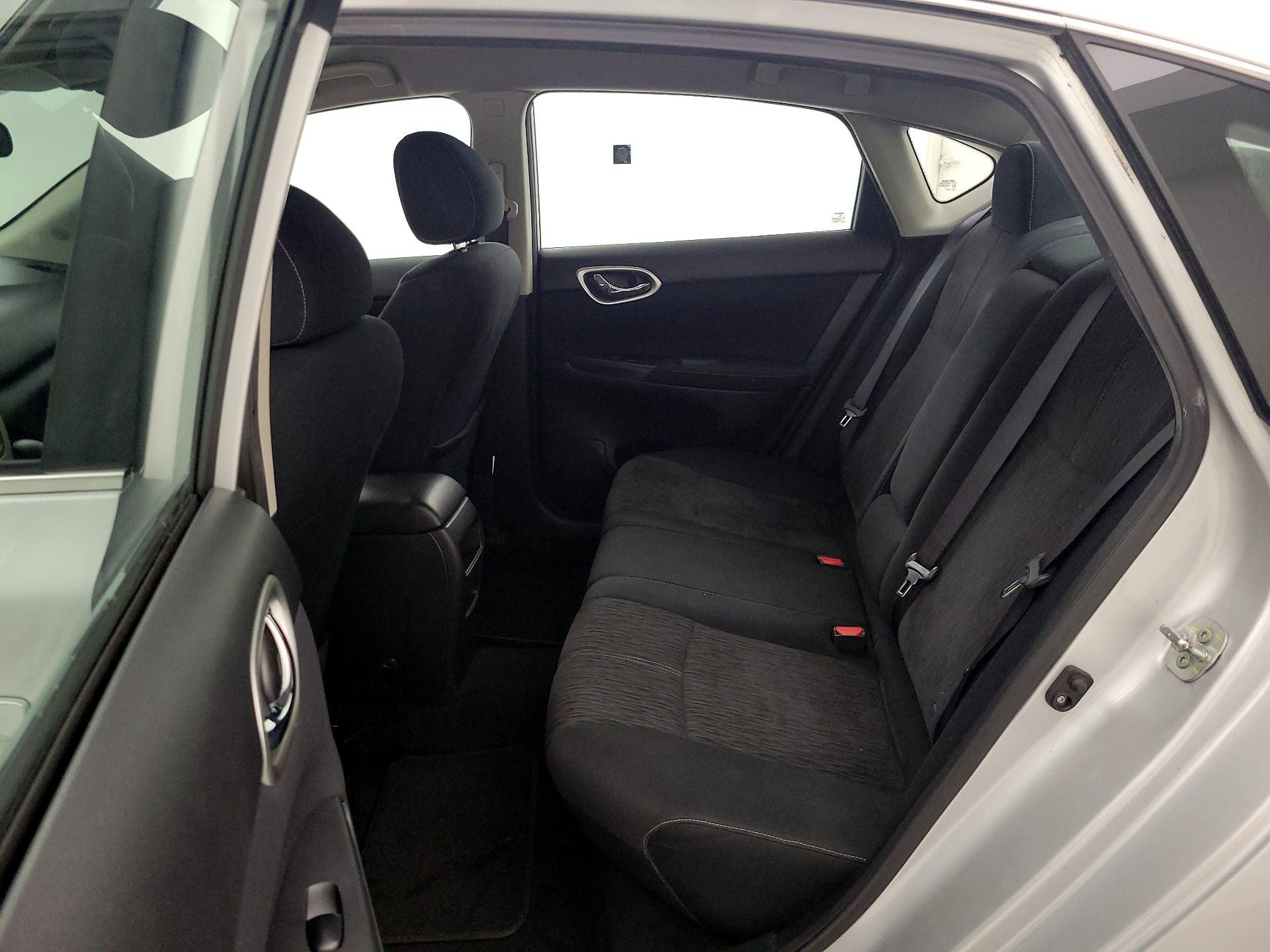 Thumbnail: 2014 Nissan Sentra - 17