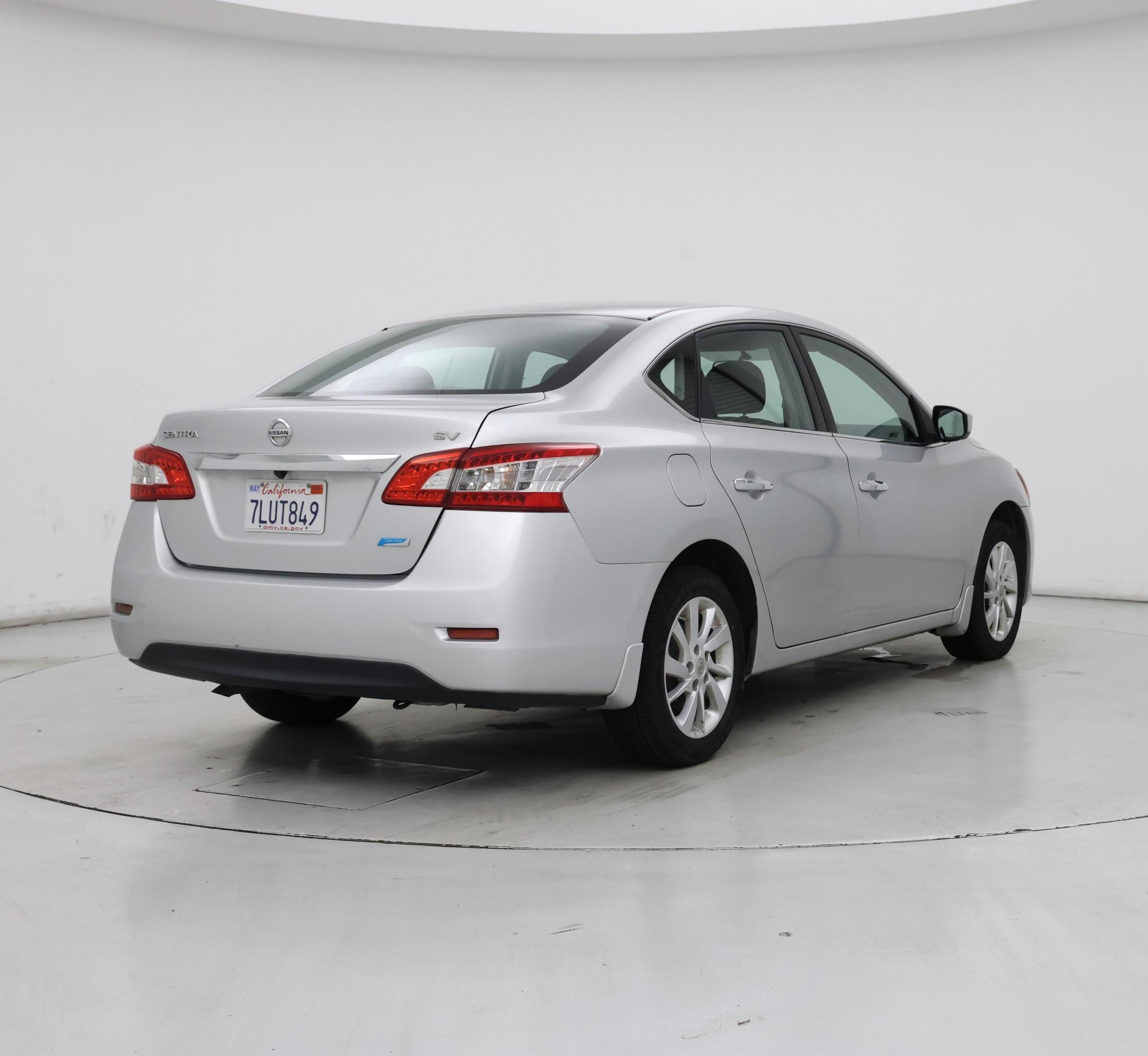 Thumbnail: 2014 Nissan Sentra - 8