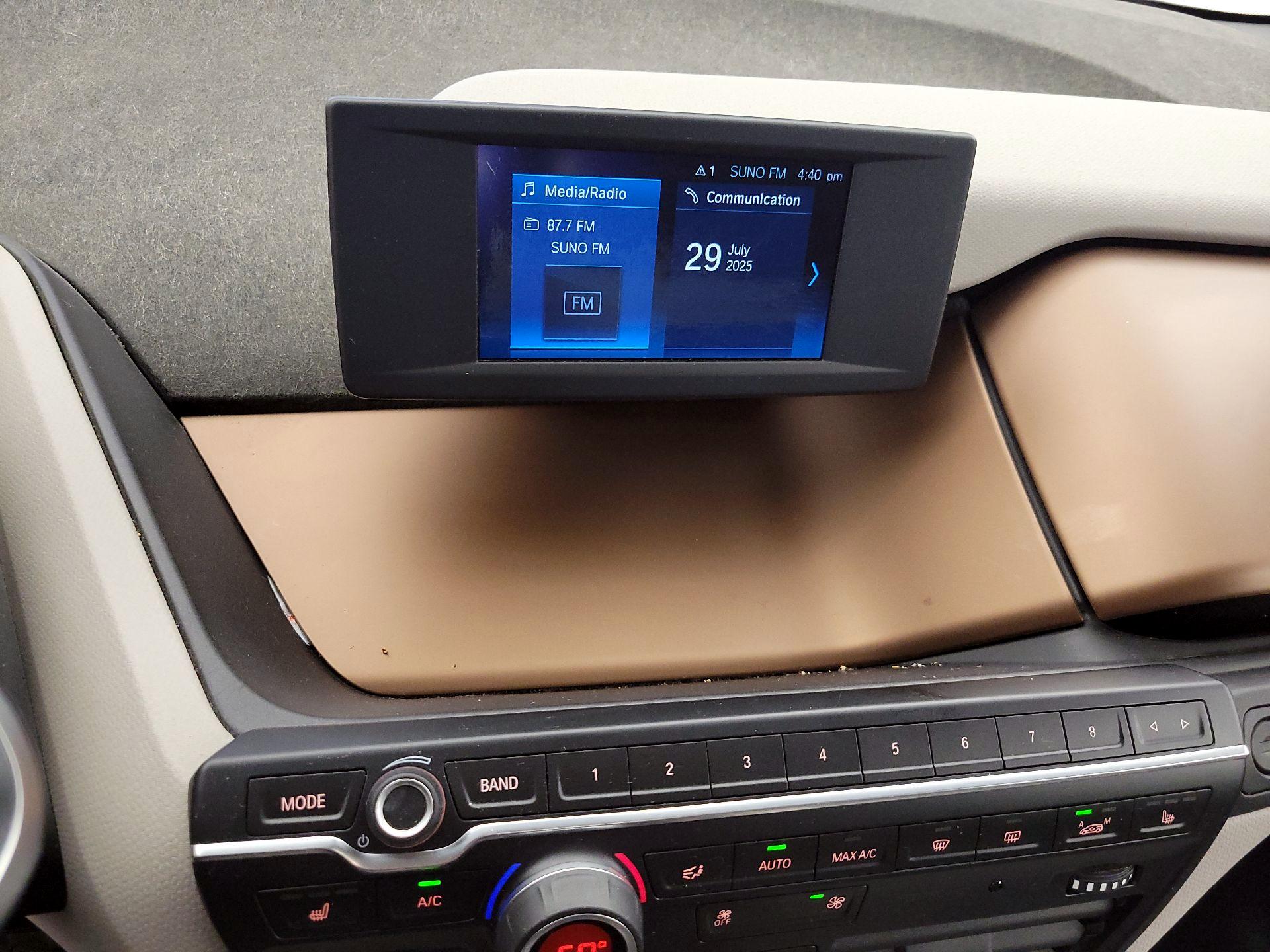 Thumbnail: 2019 BMW i3 - 16