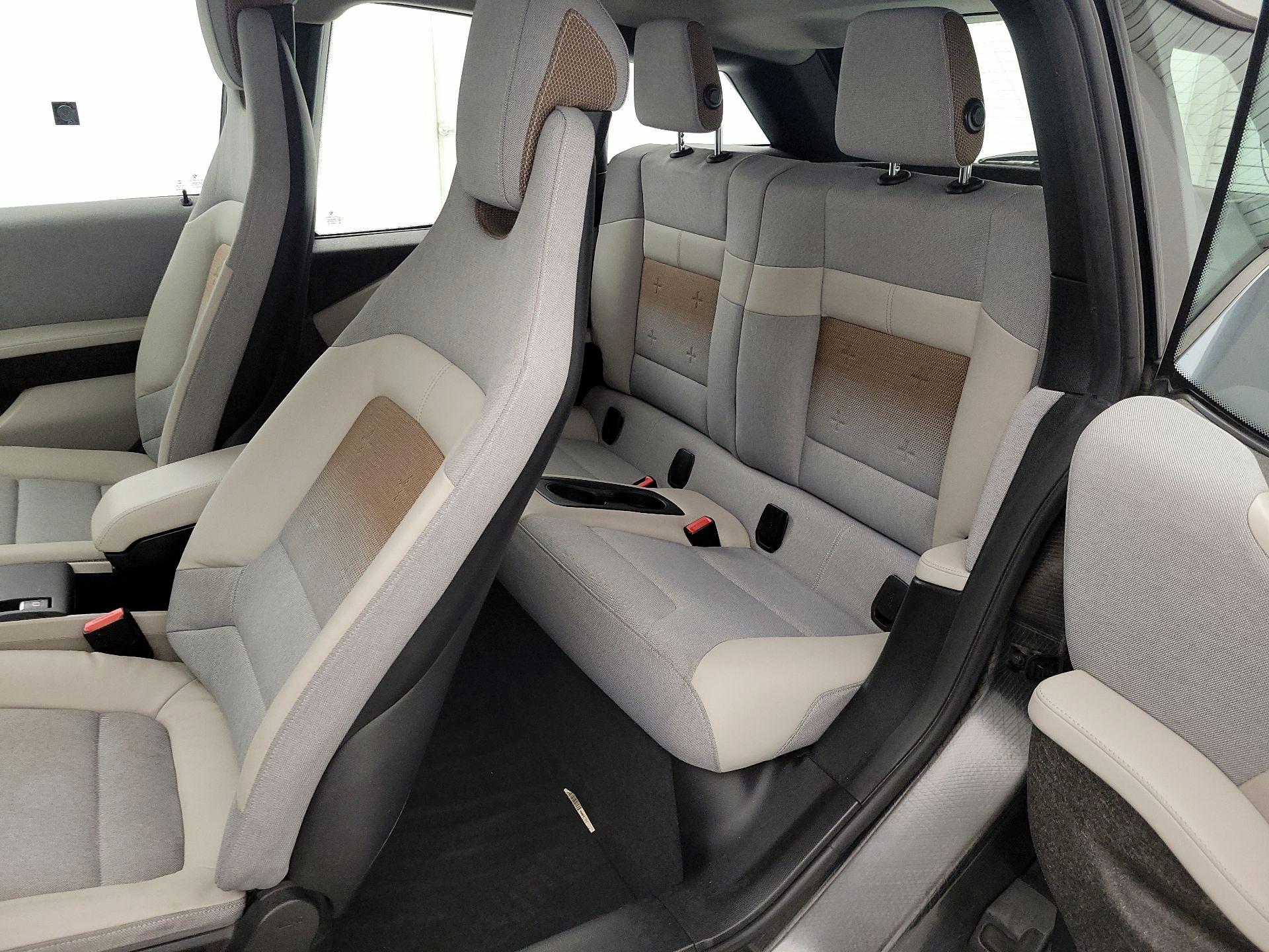 Thumbnail: 2019 BMW i3 - 20
