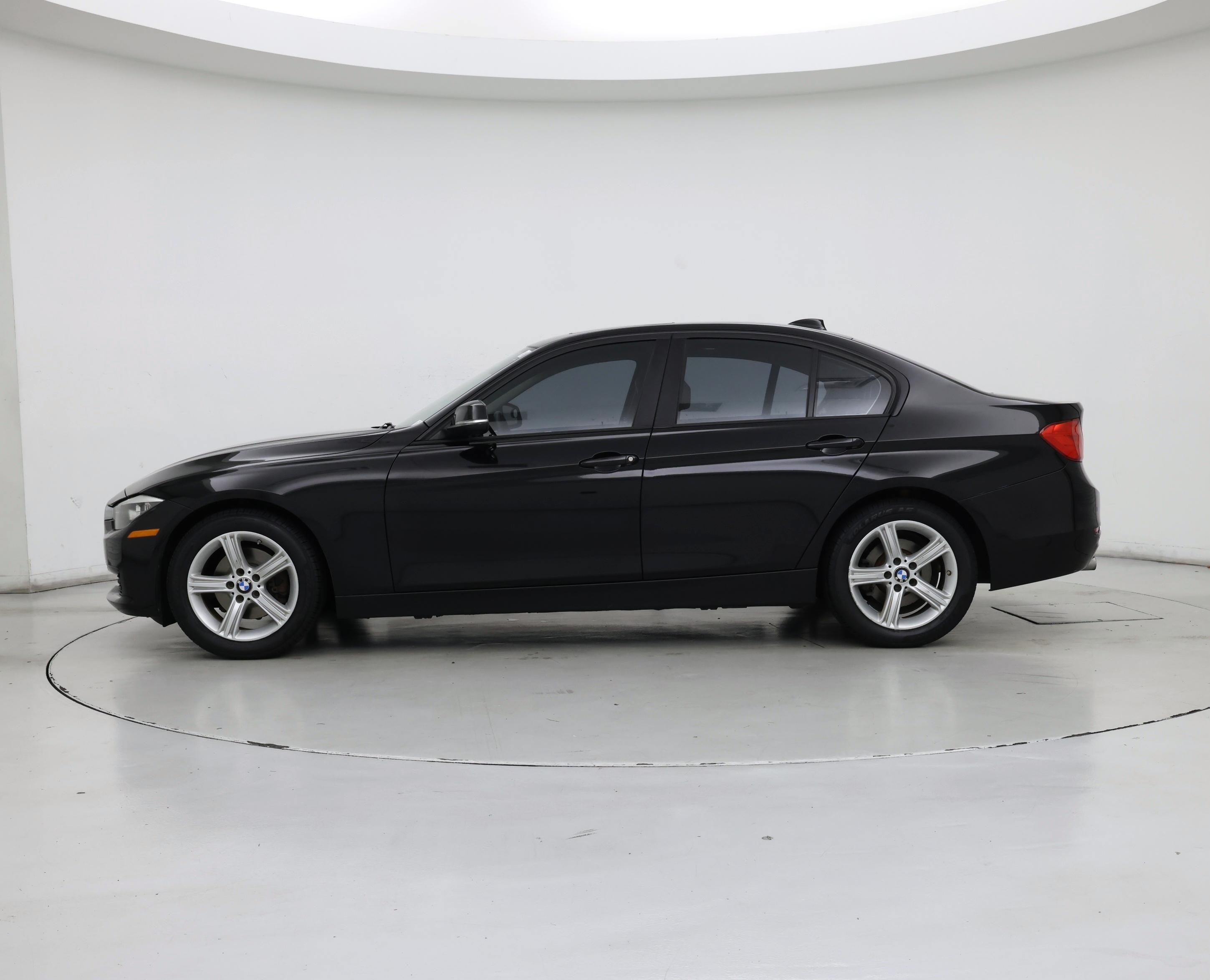Thumbnail: 2015 BMW 3 Series - 3