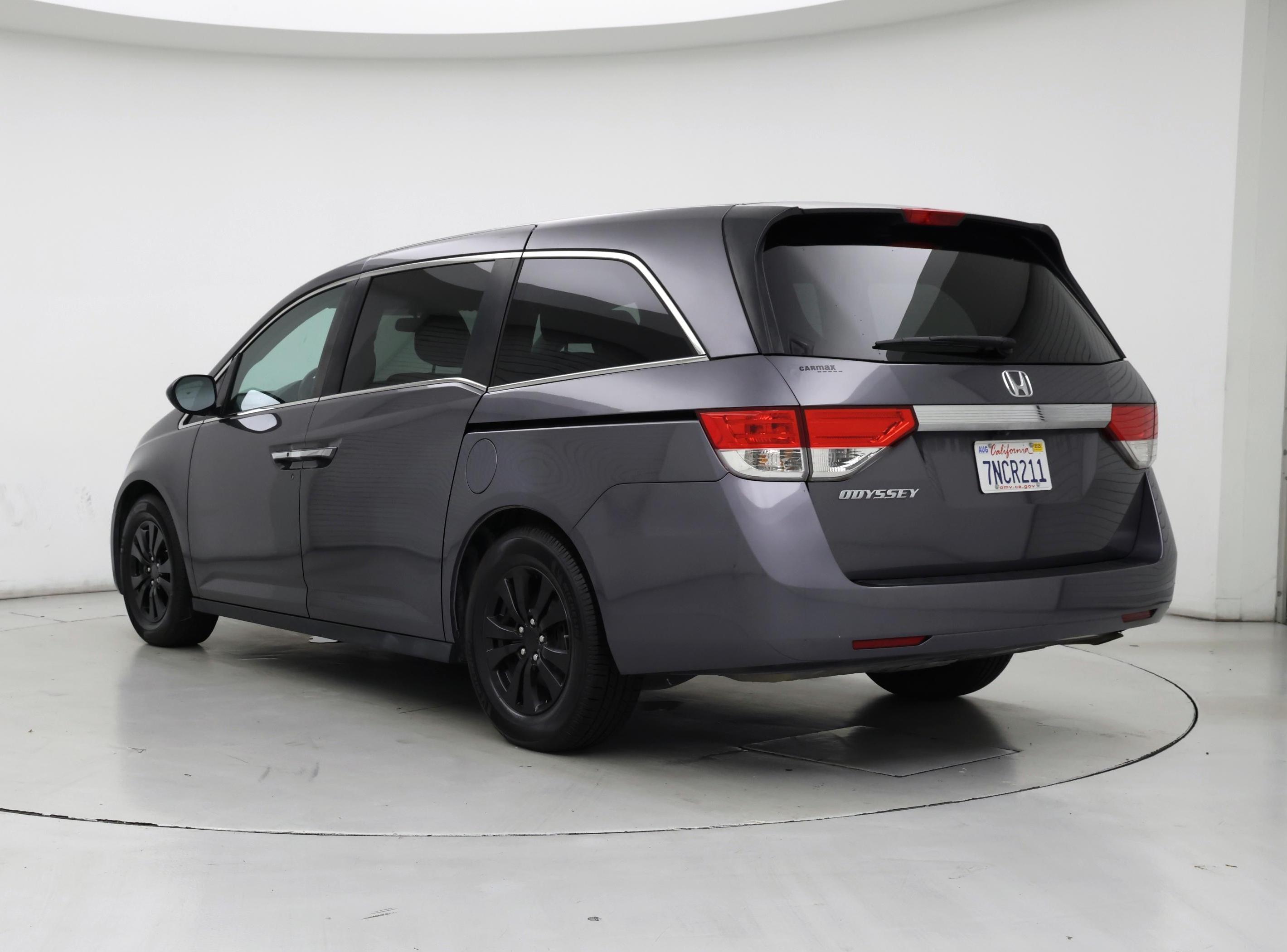 Thumbnail: 2015 Honda Odyssey - 2