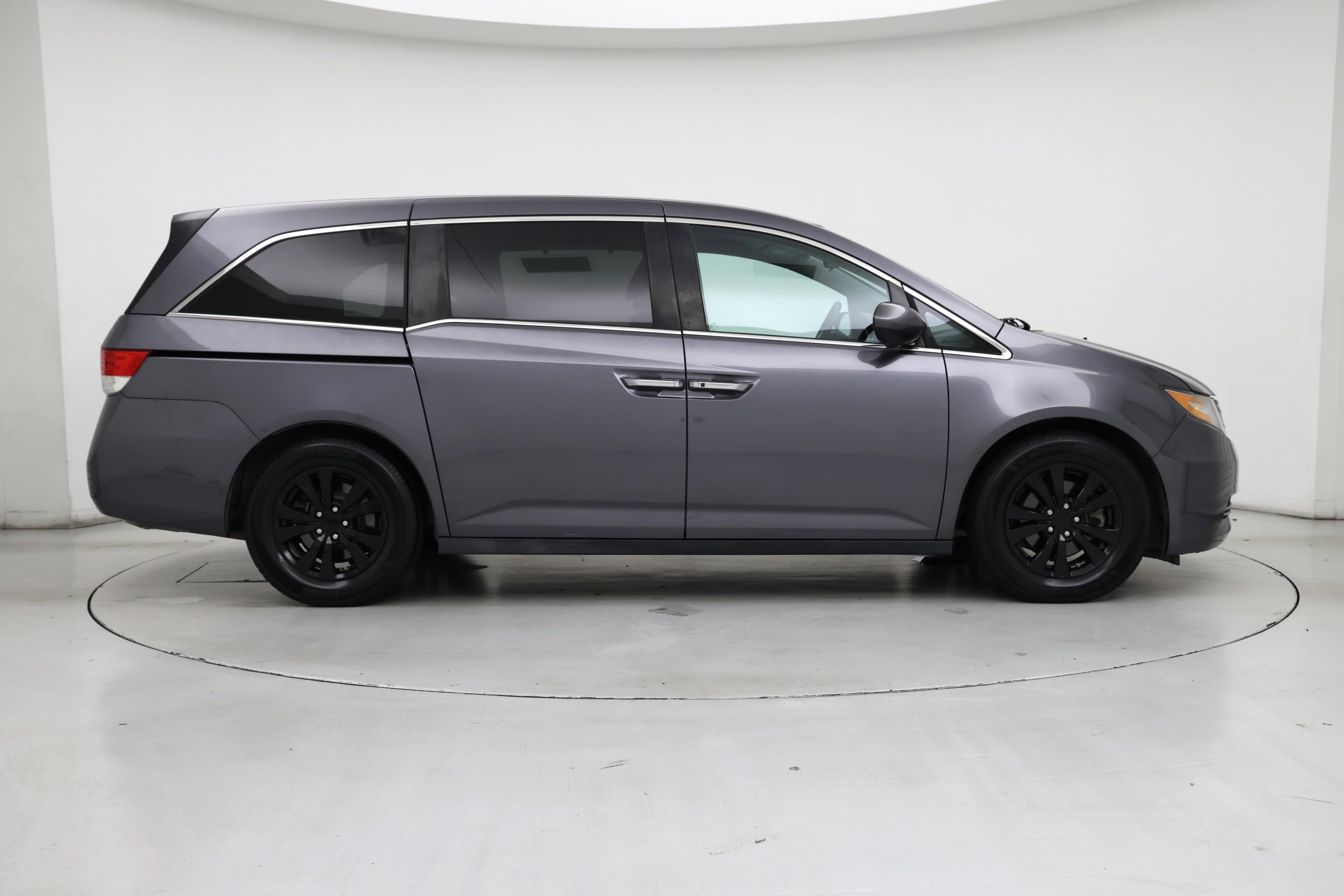 Thumbnail: 2015 Honda Odyssey - 7