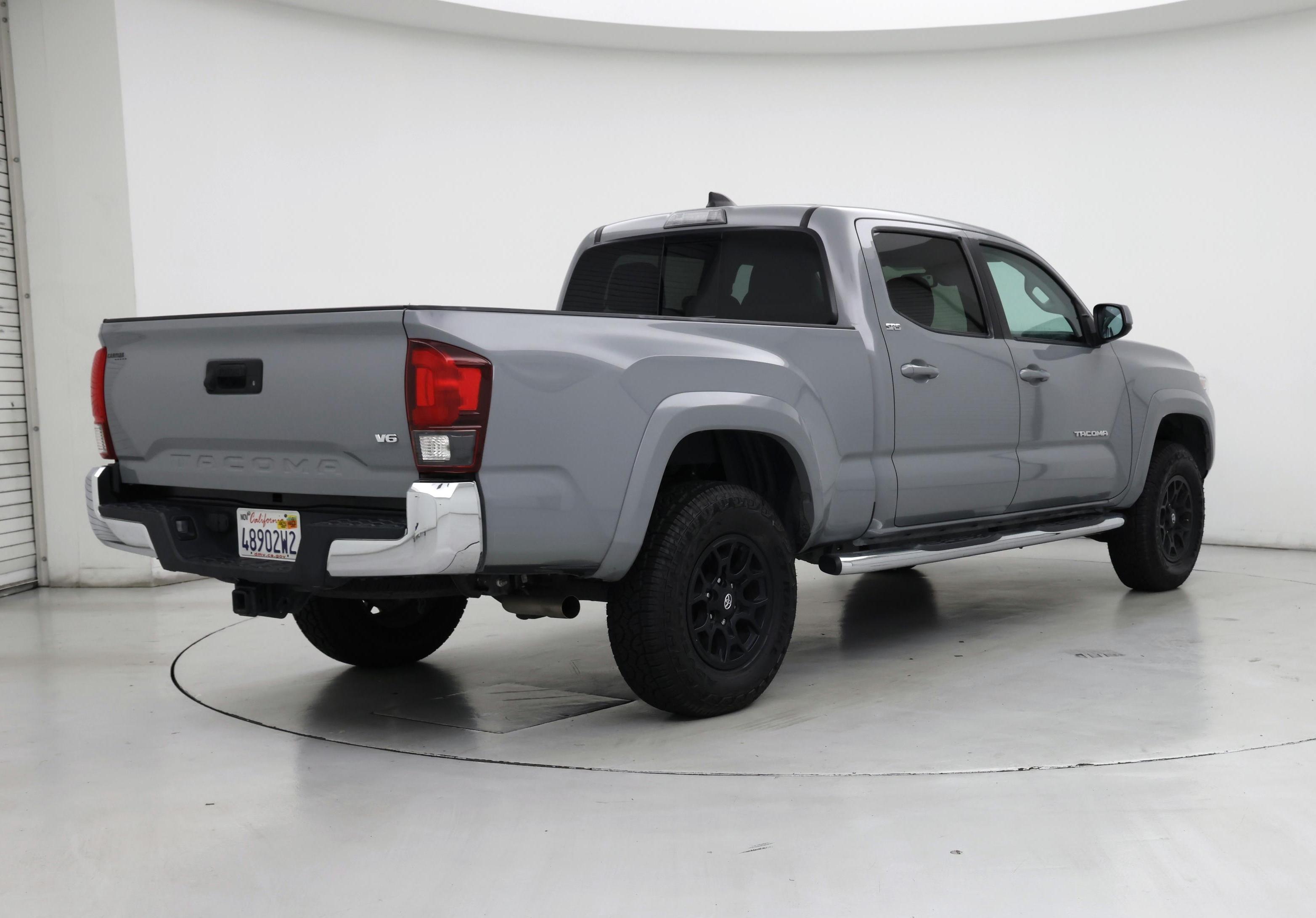 Thumbnail: 2020 Toyota Tacoma - 8