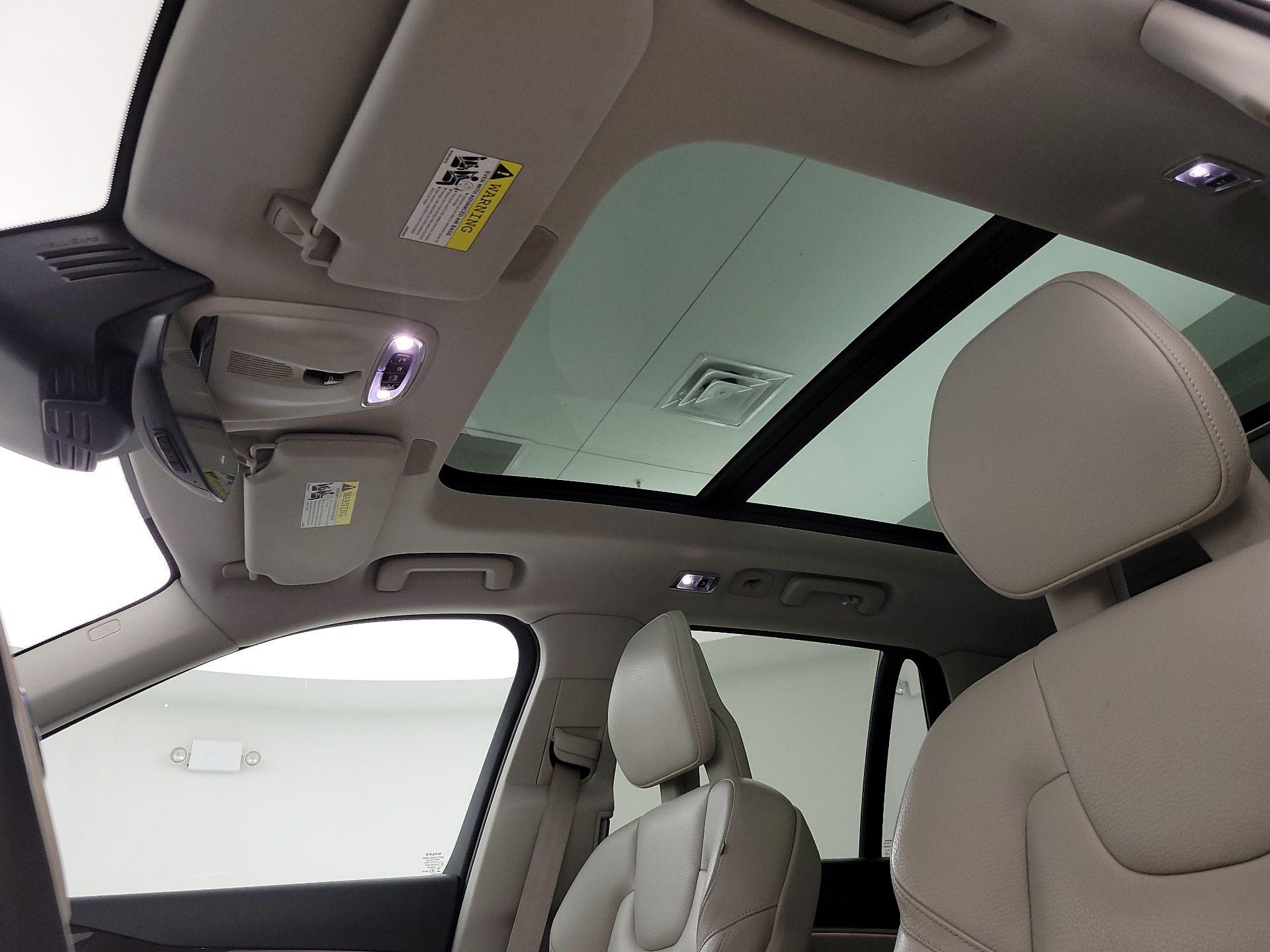 Thumbnail: 2017 Volvo XC90 - 20