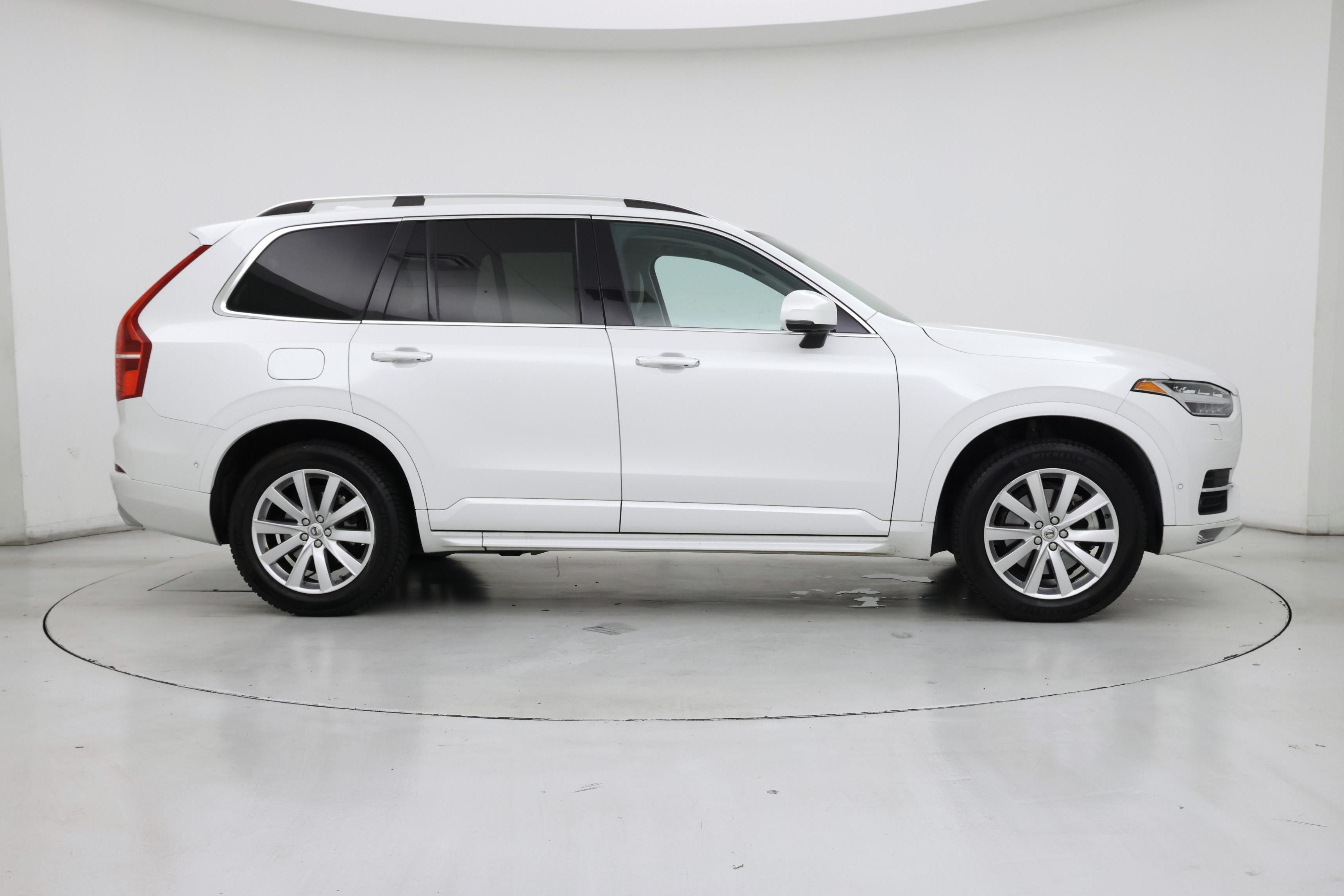 Thumbnail: 2017 Volvo XC90 - 7