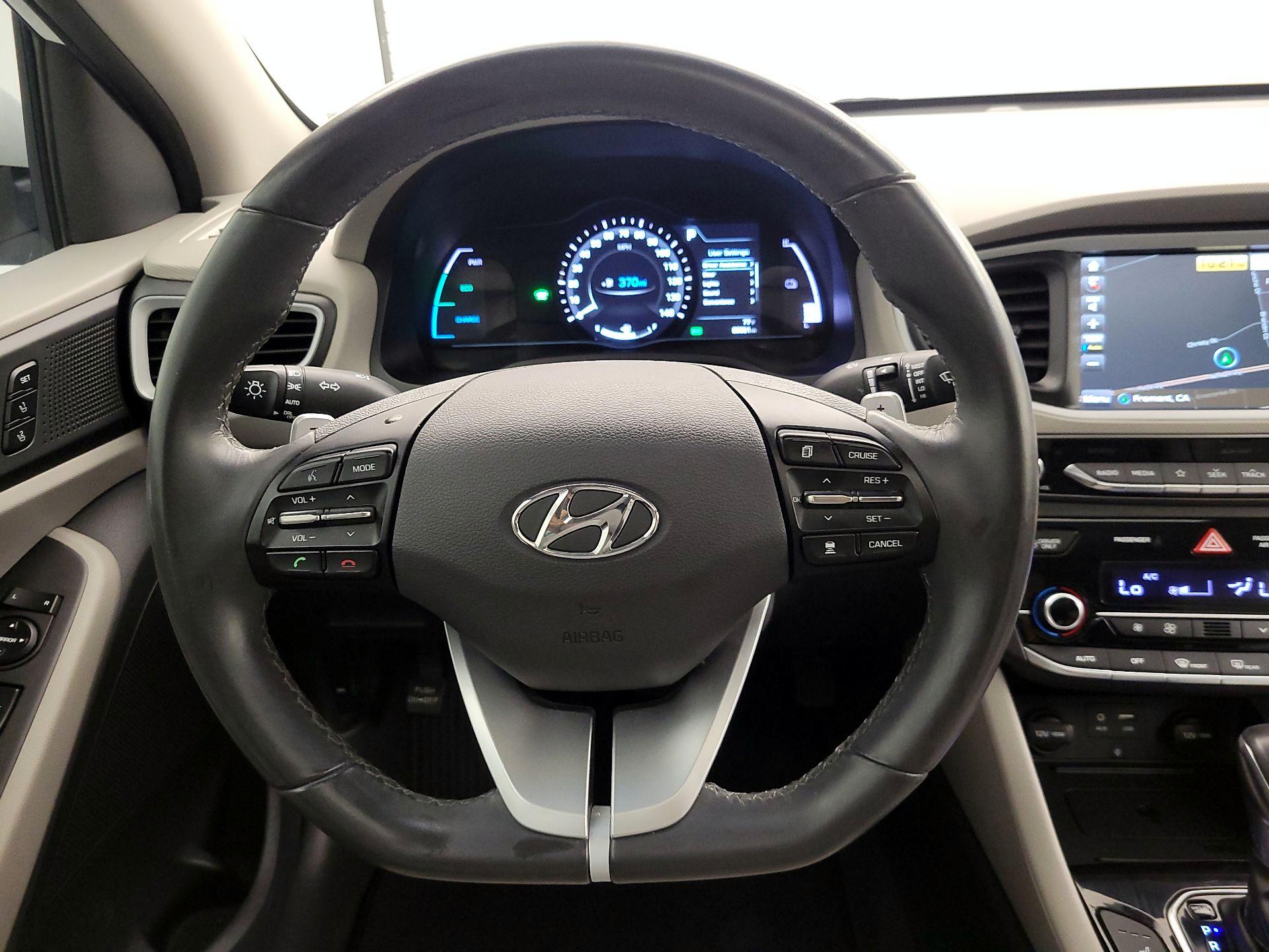 Thumbnail: 2019 Hyundai Ioniq - 10