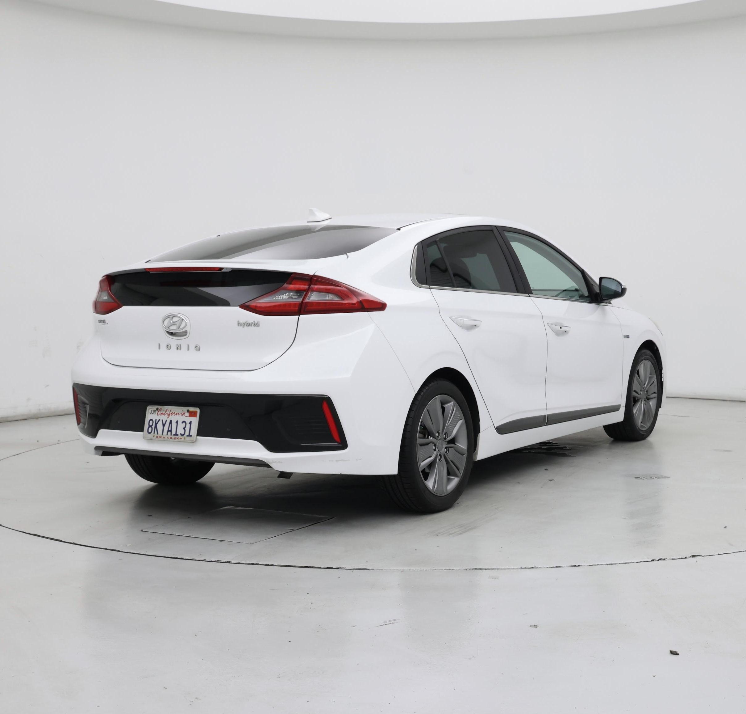 Thumbnail: 2019 Hyundai Ioniq - 8