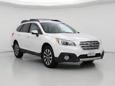 White 2017 Subaru Outback 3.6R Limited