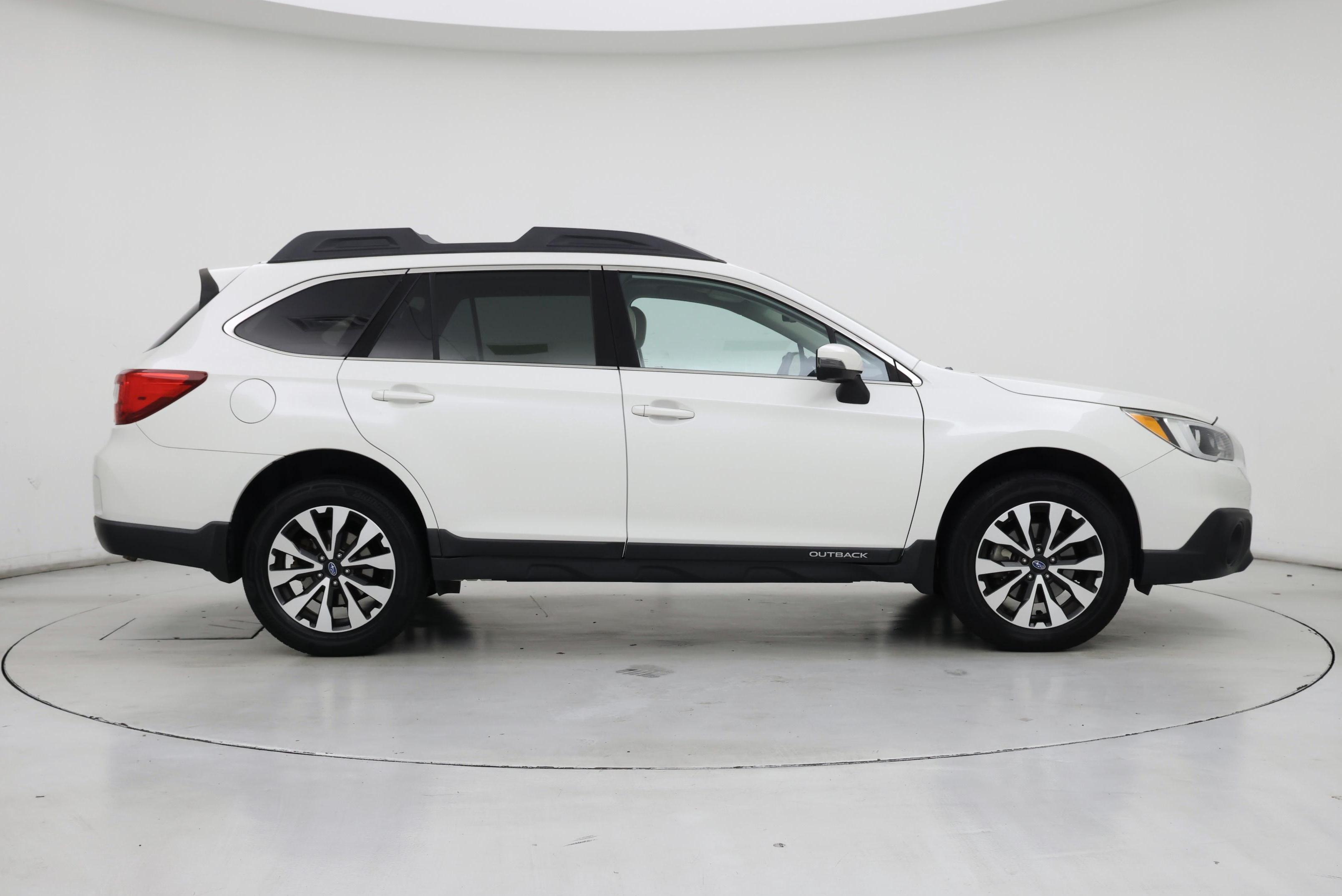 Thumbnail: 2017 Subaru Outback - 7