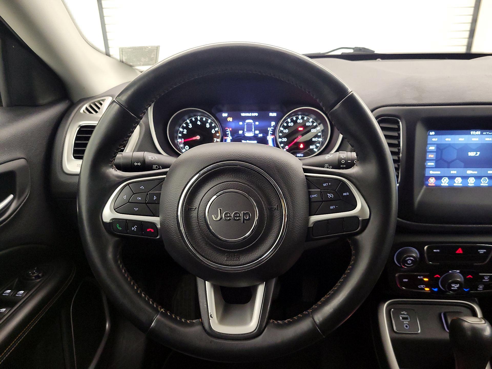 Thumbnail: 2018 Jeep Compass - 10
