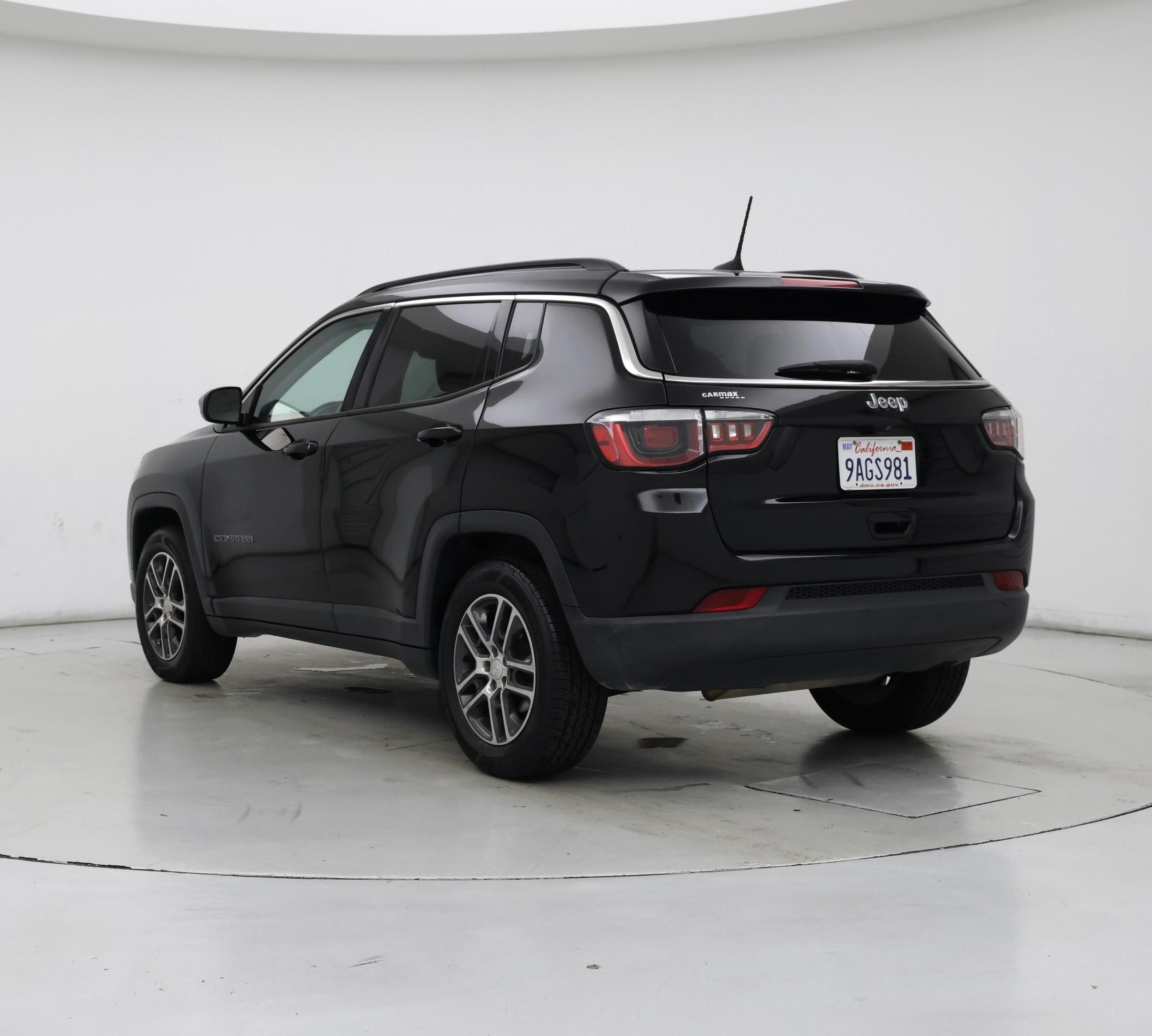 Thumbnail: 2018 Jeep Compass - 2