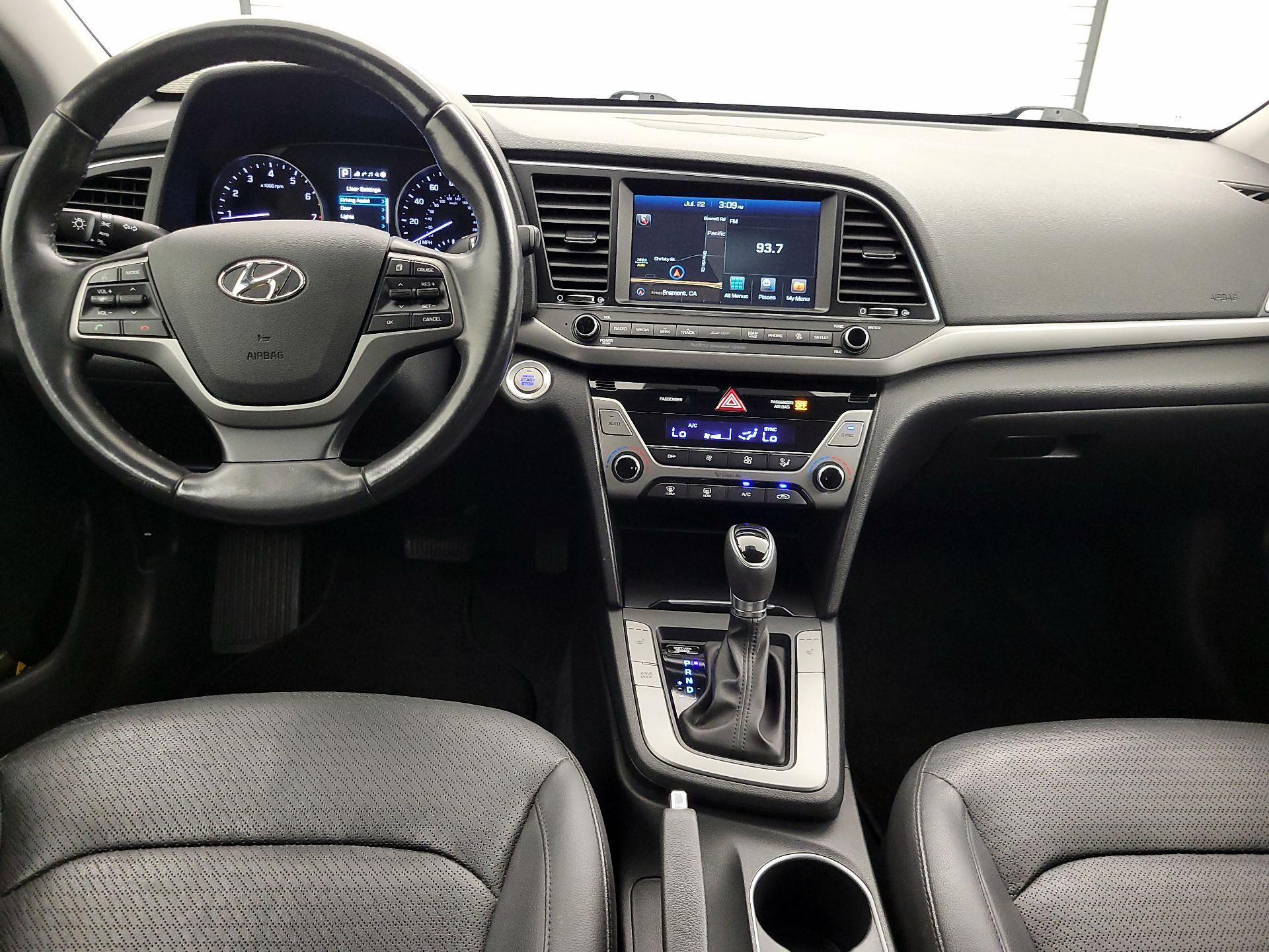 Thumbnail: 2017 Hyundai Elantra - 9