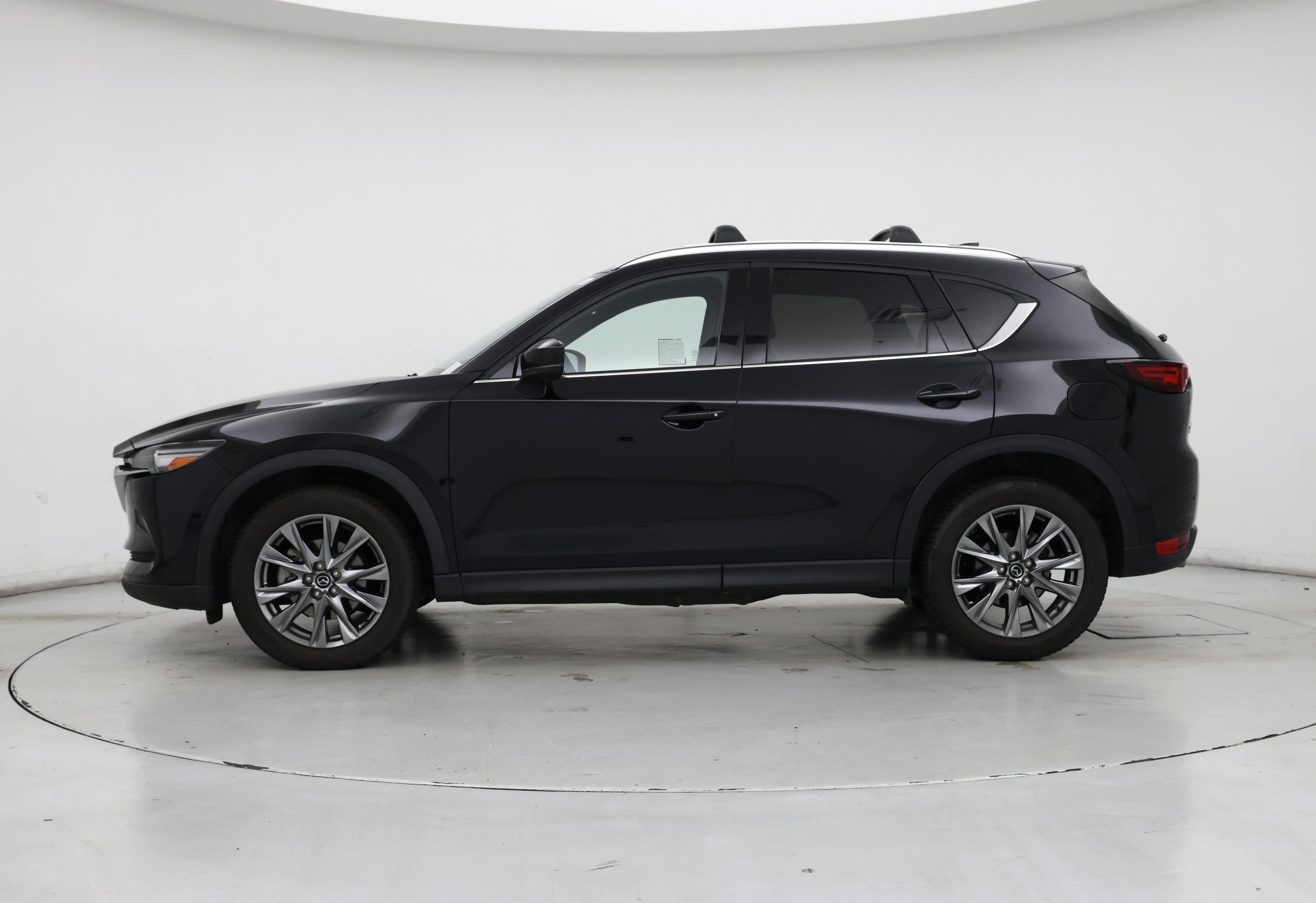 Thumbnail: 2021 Mazda CX-5 - 3