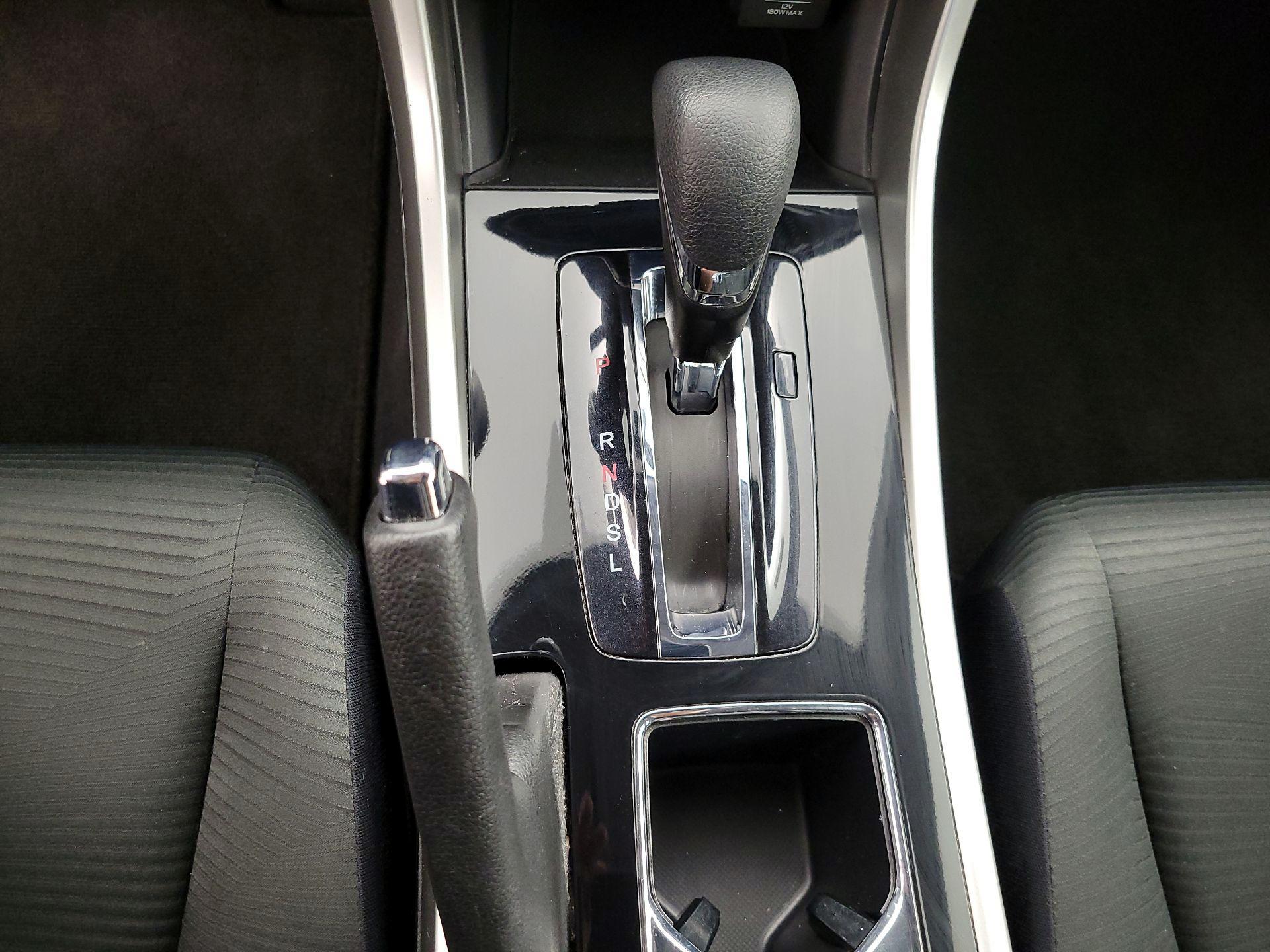 Thumbnail: 2016 Honda Accord - 17