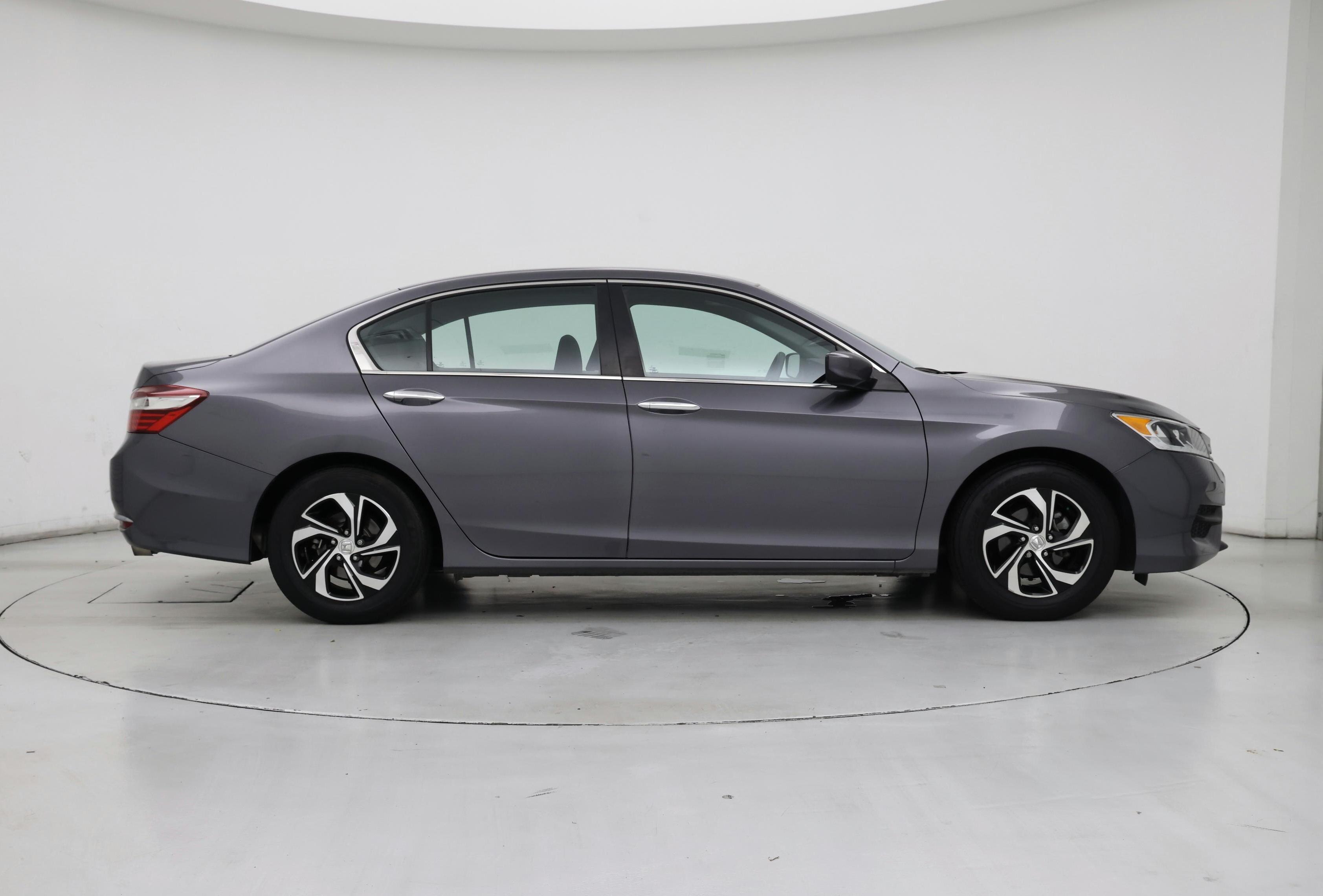 Thumbnail: 2016 Honda Accord - 7