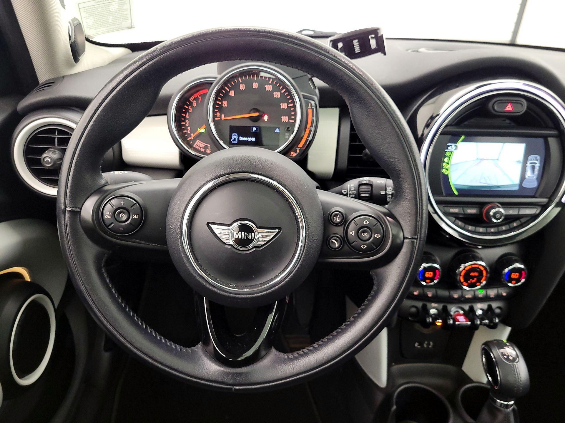 Thumbnail: 2018 MINI Cooper Hardtop - 10