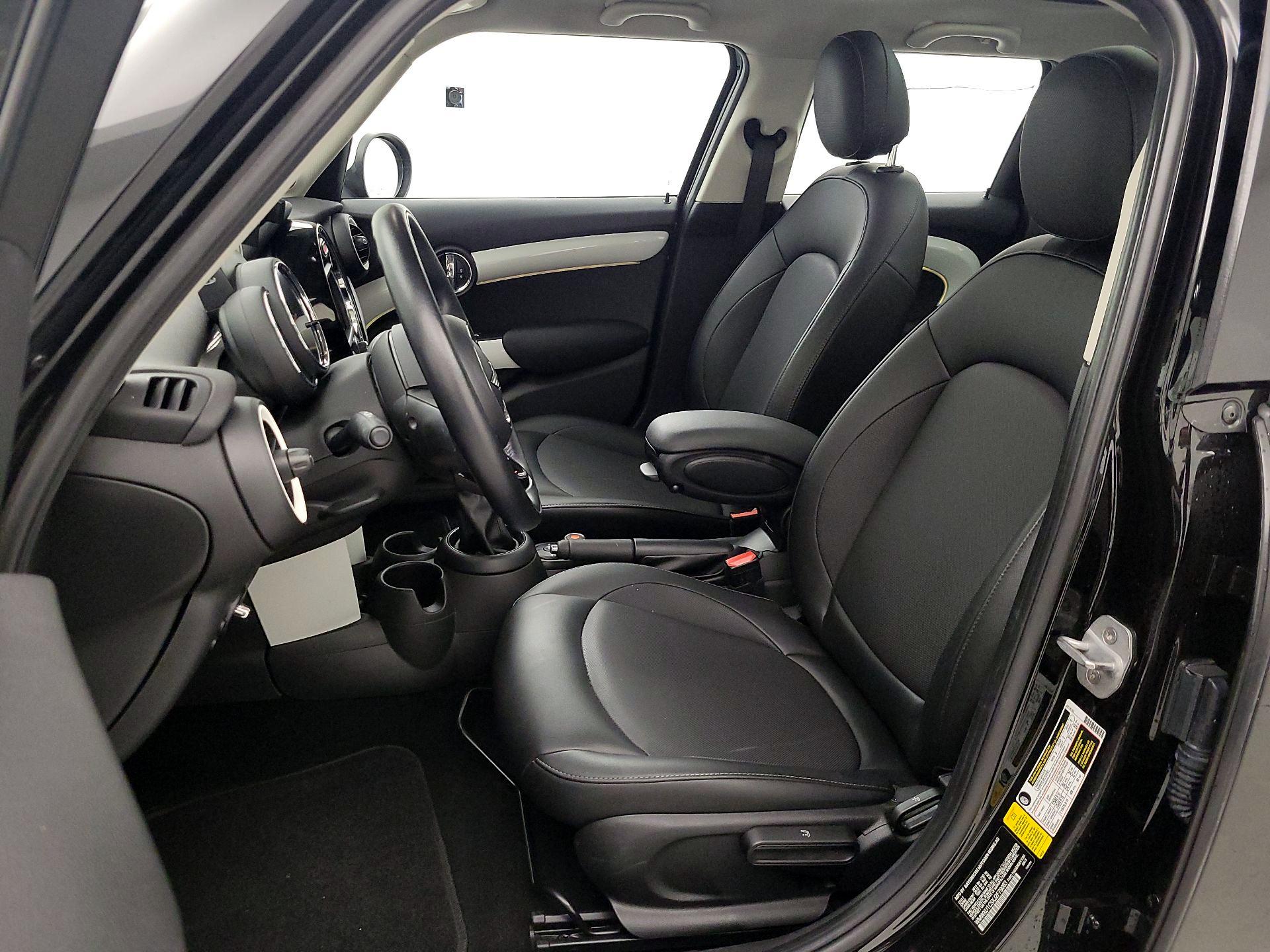 Thumbnail: 2018 MINI Cooper Hardtop - 11