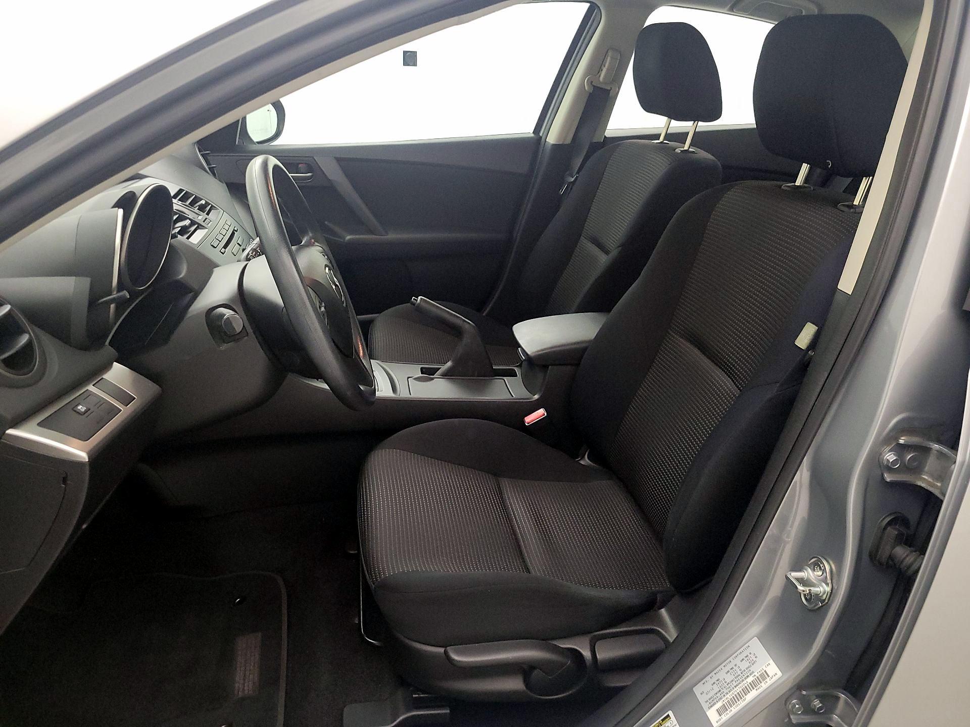 Thumbnail: 2013 Mazda Mazda3 - 11