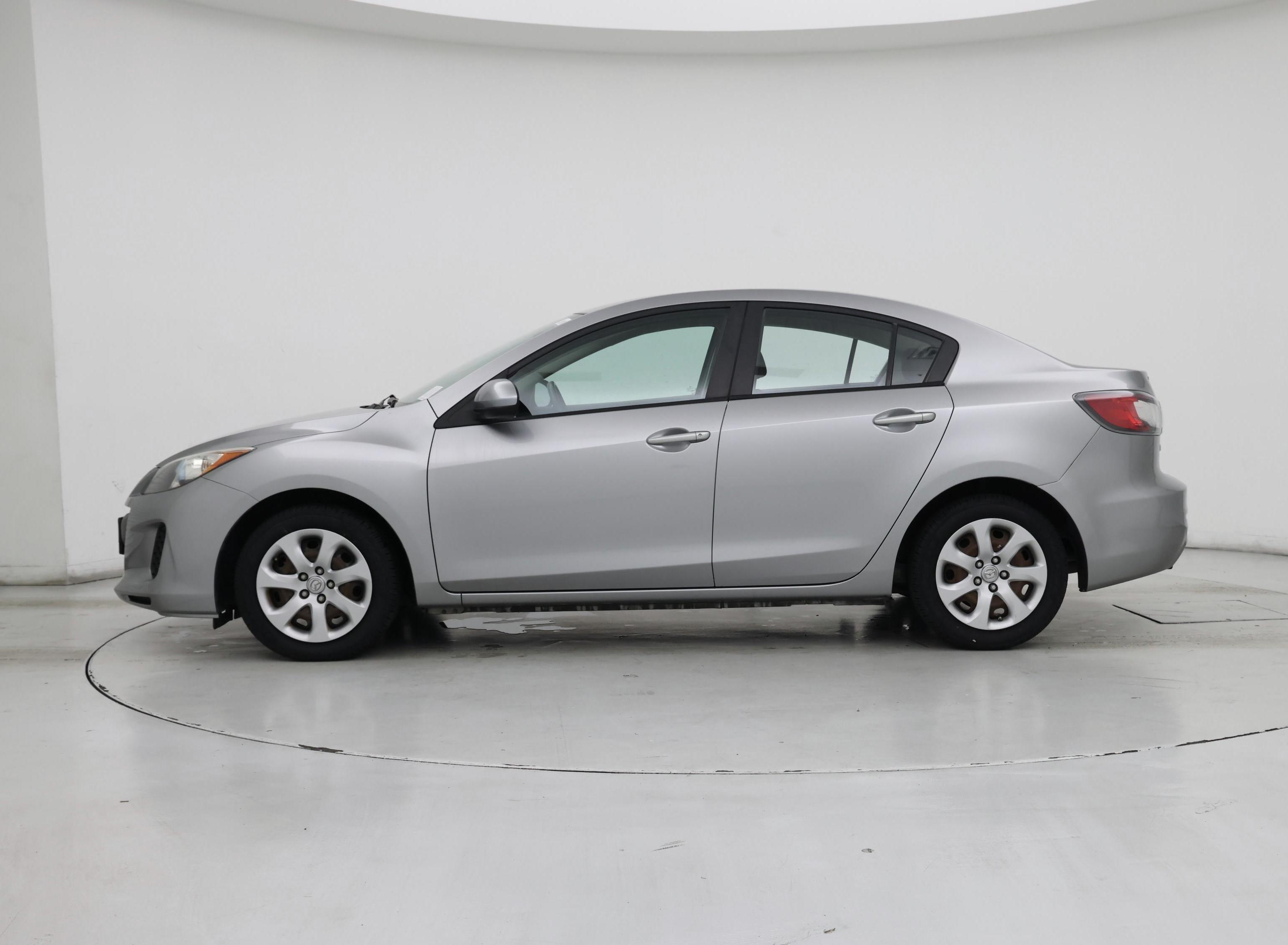 Thumbnail: 2013 Mazda Mazda3 - 3