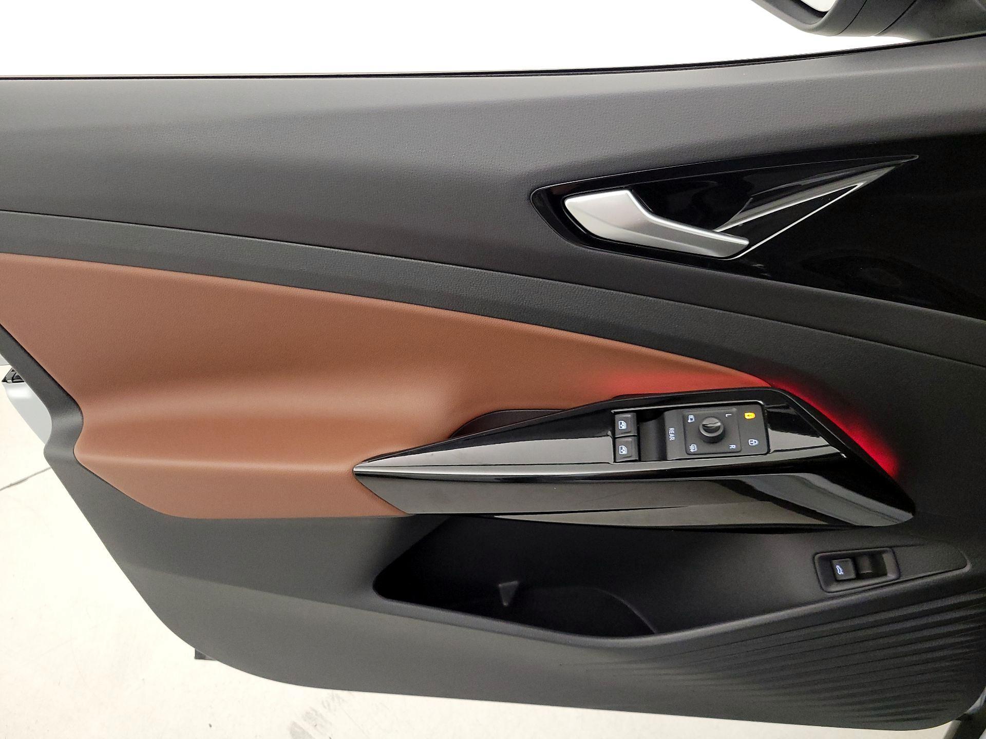 Thumbnail: 2021 Volkswagen ID.4 - 12
