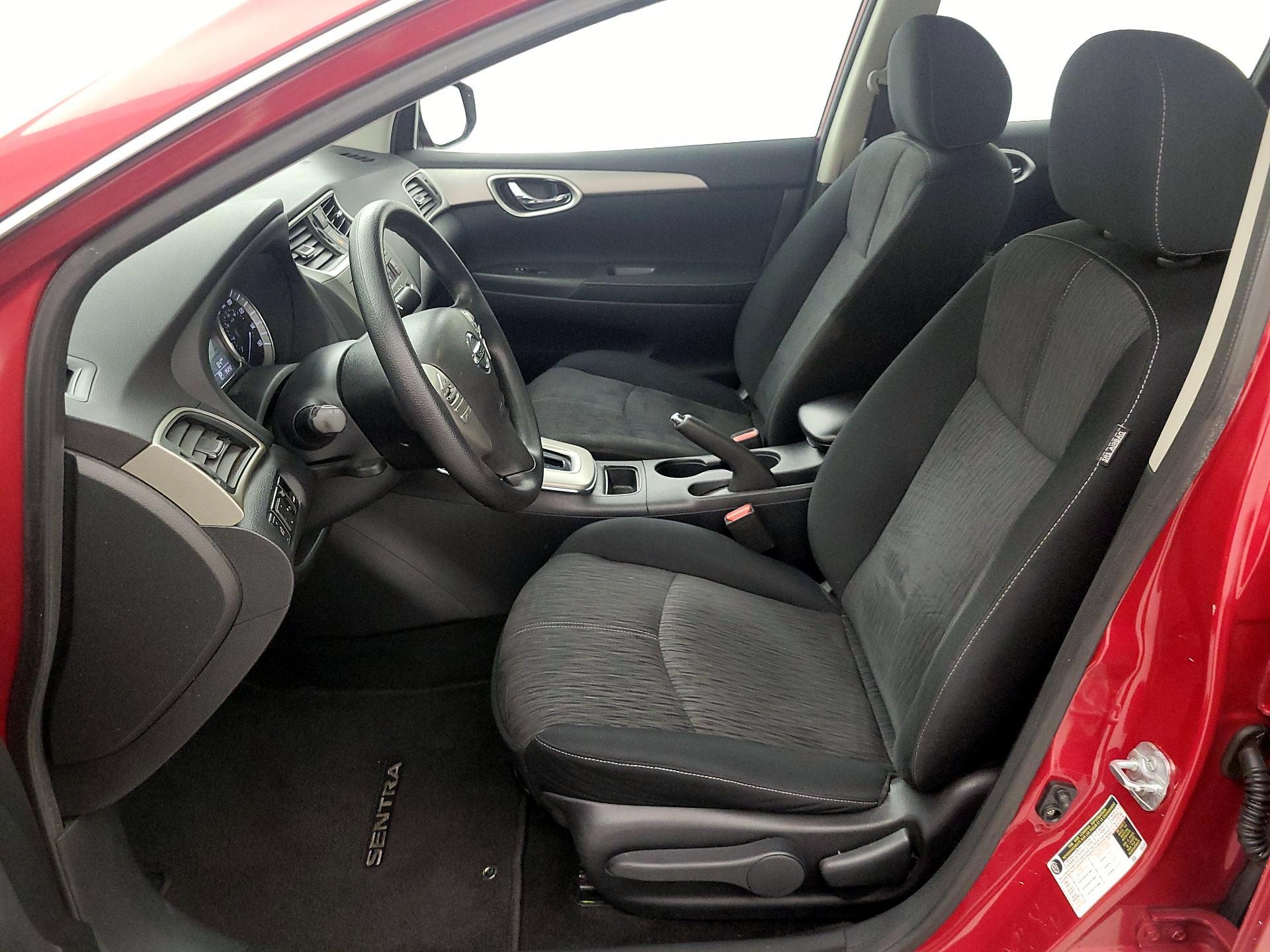 Thumbnail: 2014 Nissan Sentra - 11