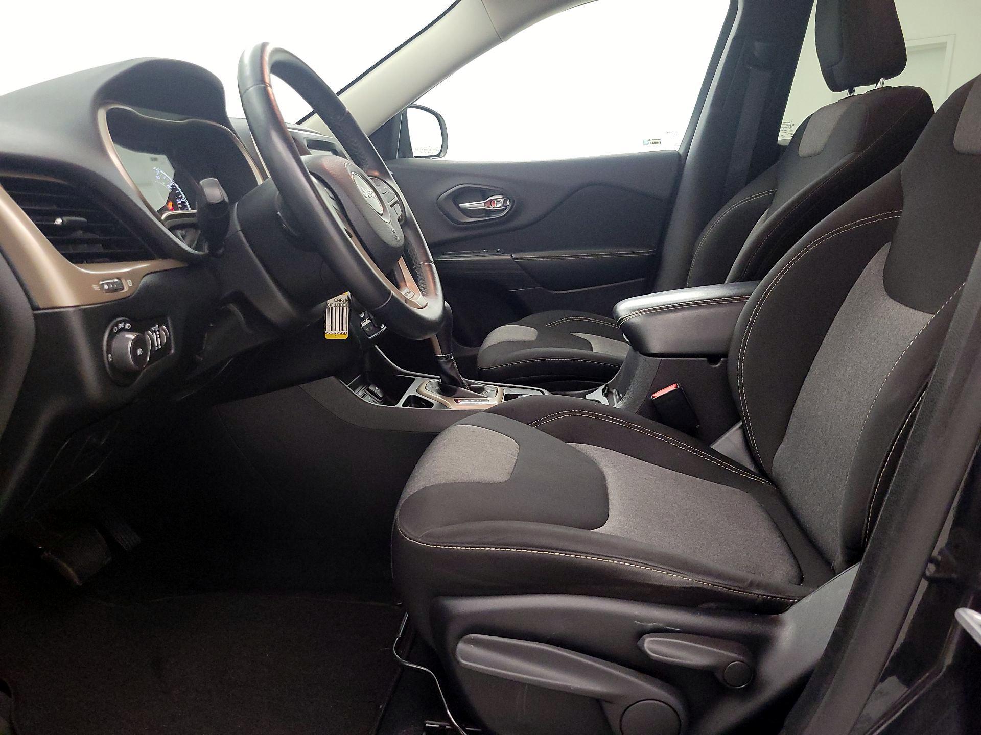 Thumbnail: 2014 Jeep Cherokee - 11