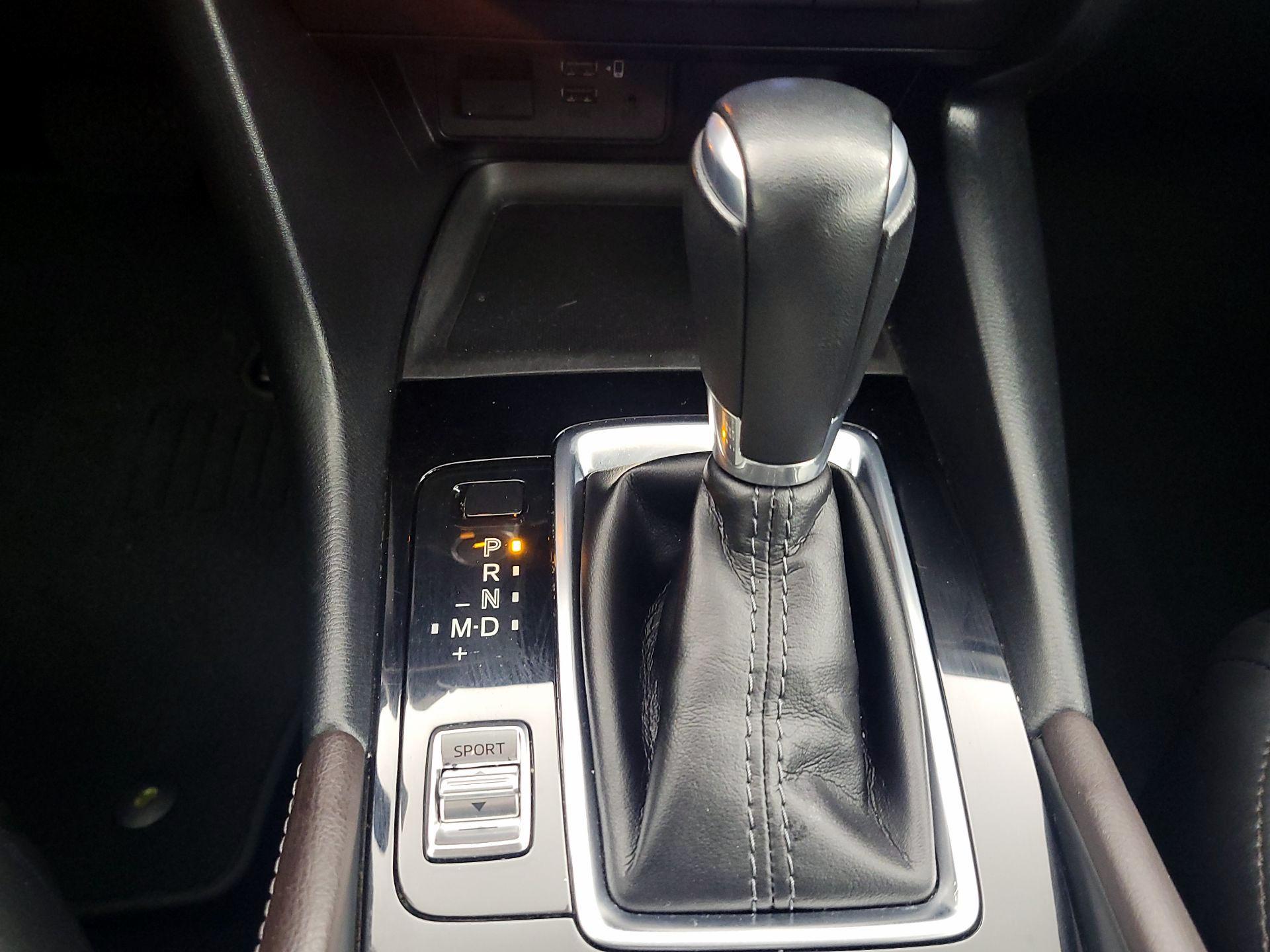 Thumbnail: 2018 Mazda Mazda3 - 17