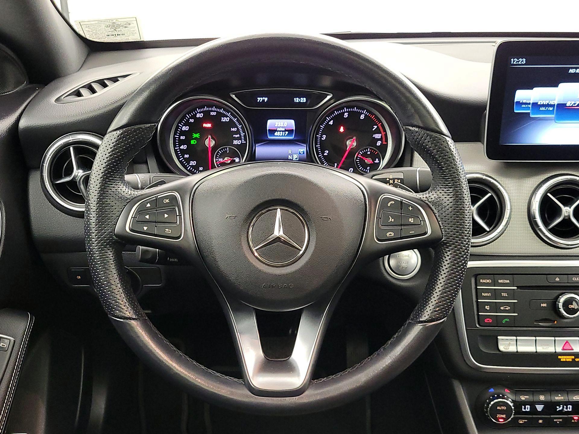 Thumbnail: 2019 Mercedes-Benz CLA - 10
