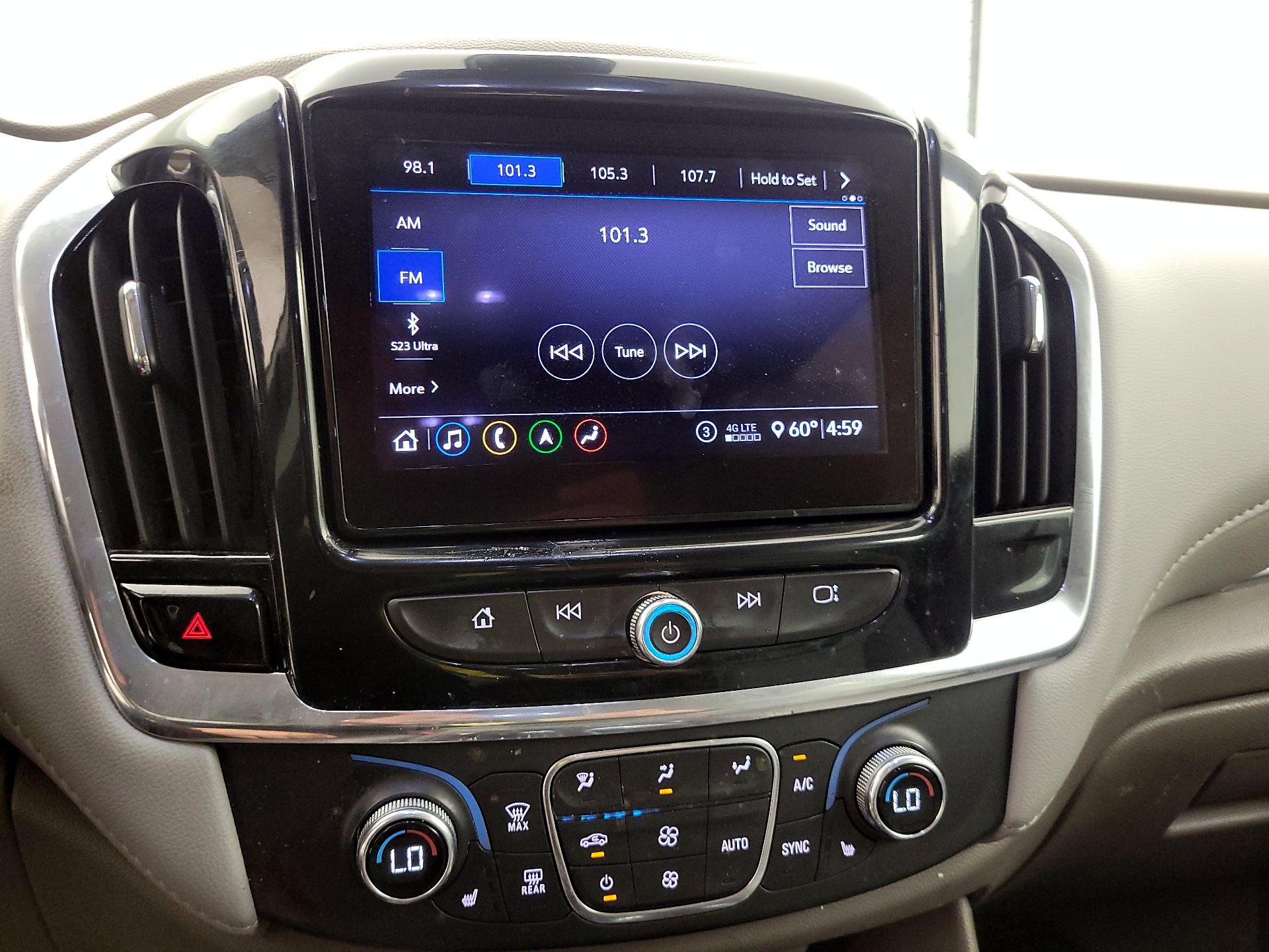 Thumbnail: 2020 Chevrolet Traverse - 15