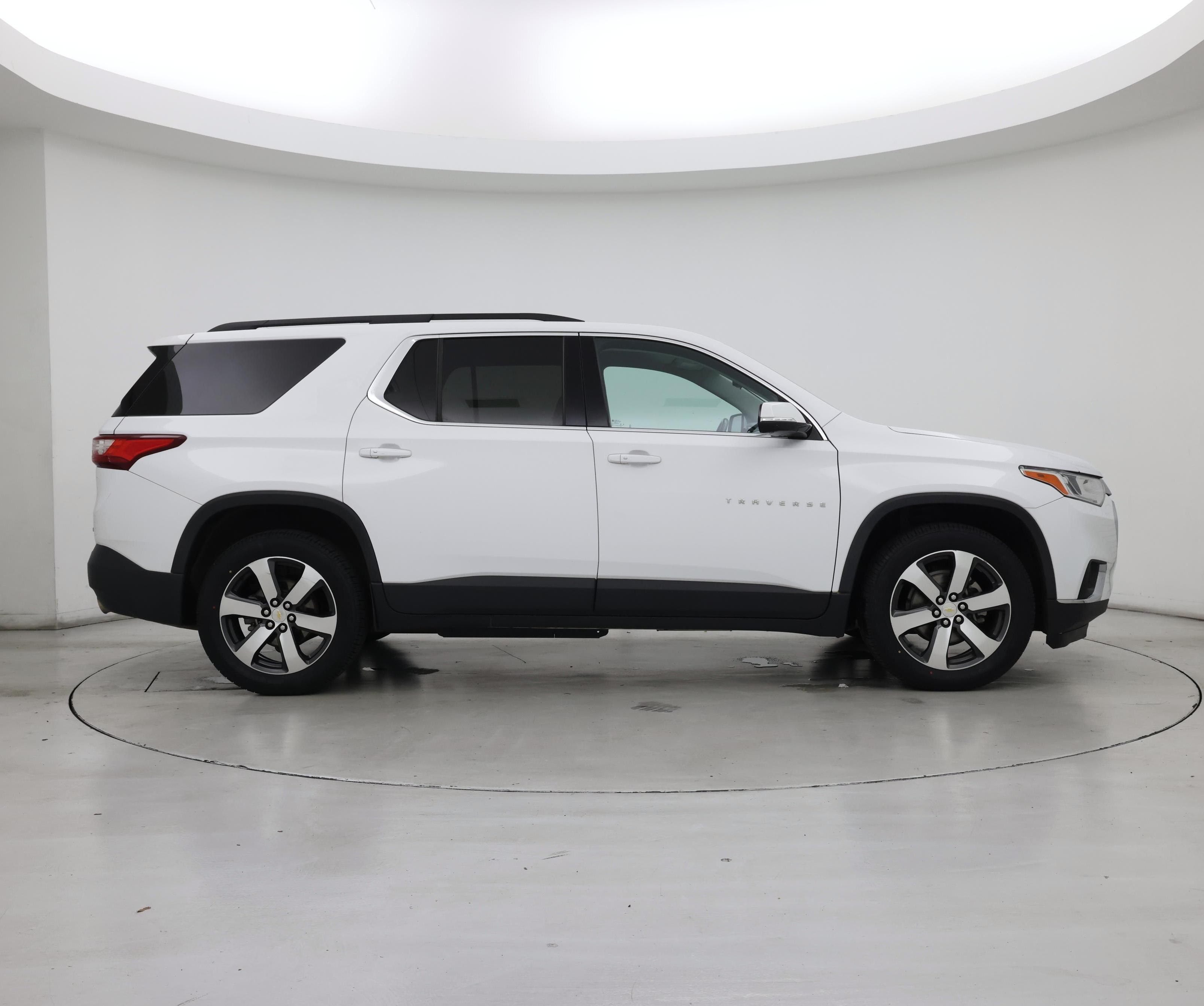 Thumbnail: 2020 Chevrolet Traverse - 7